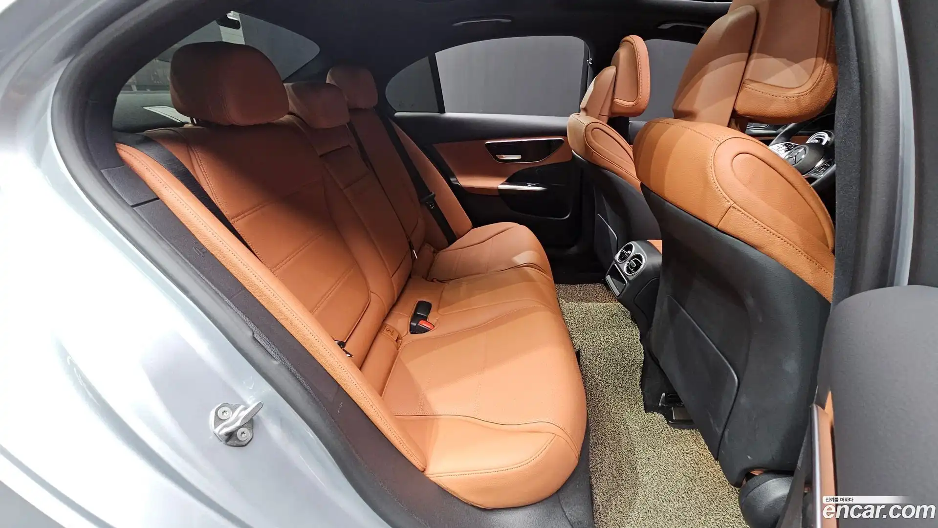 C-Class Mercedes-Benz 2023.3-OPTION-015