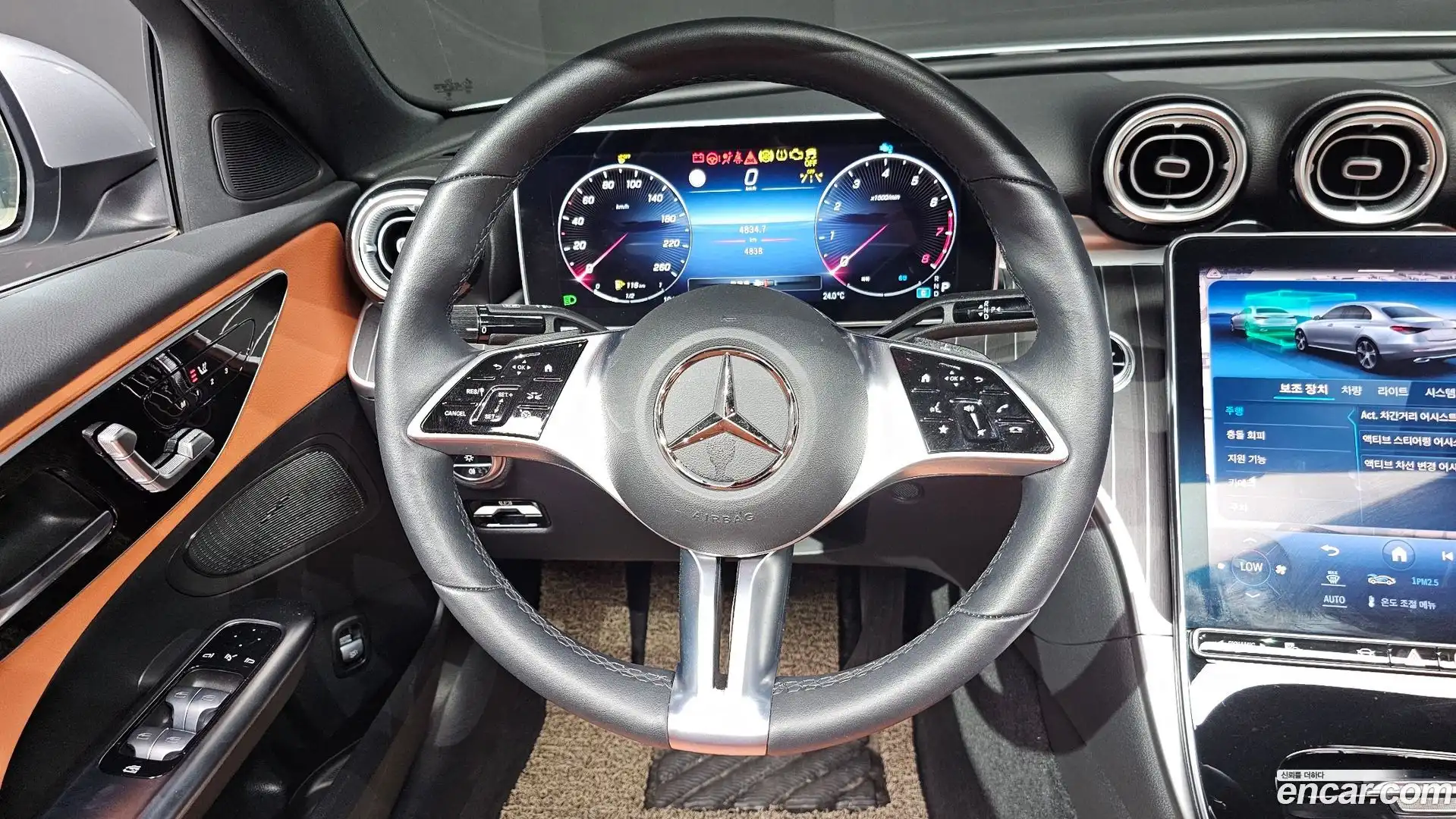 C-Class Mercedes-Benz 2023.3-OPTION-016
