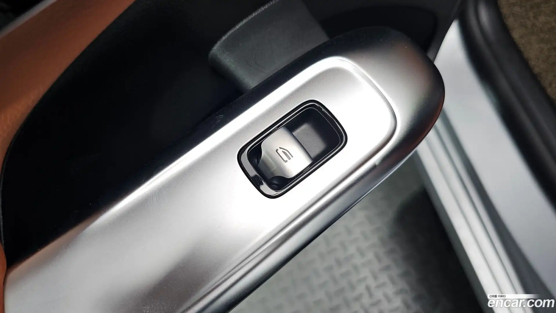 C-Class Mercedes-Benz 2023.3-OPTION-043