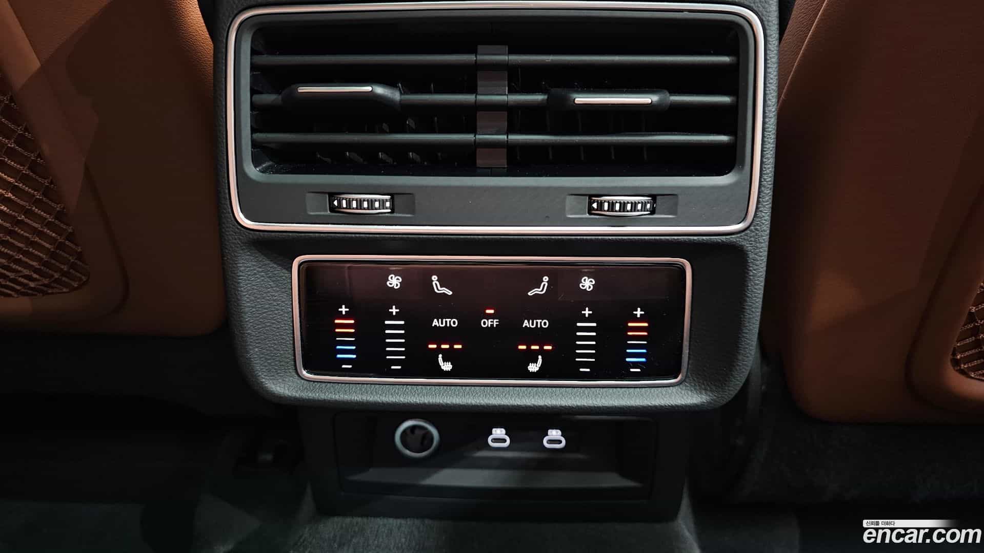 Q7 Audi 2023.11-OPTION-023