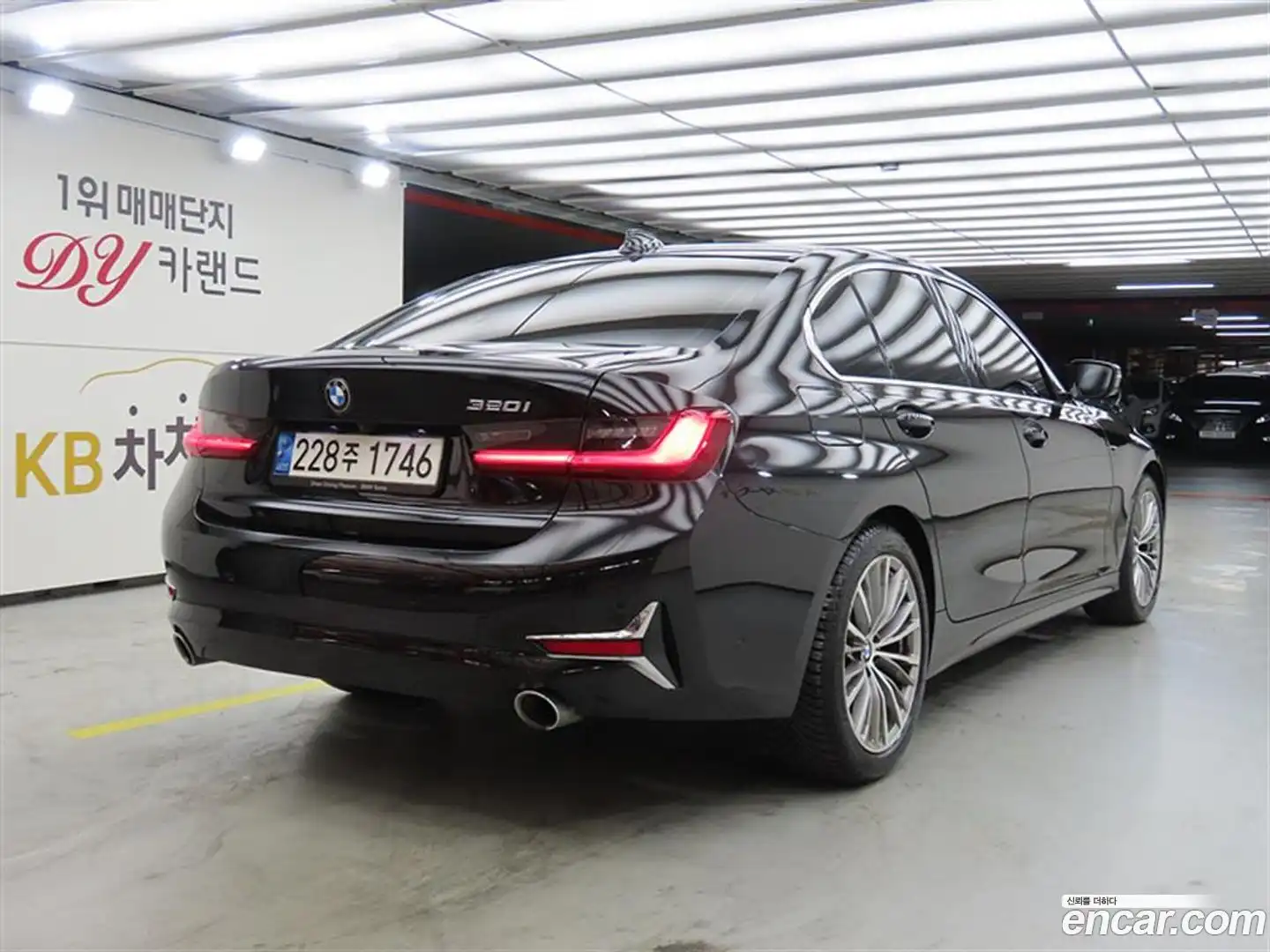3-Series BMW 2021.5-OUTER-002