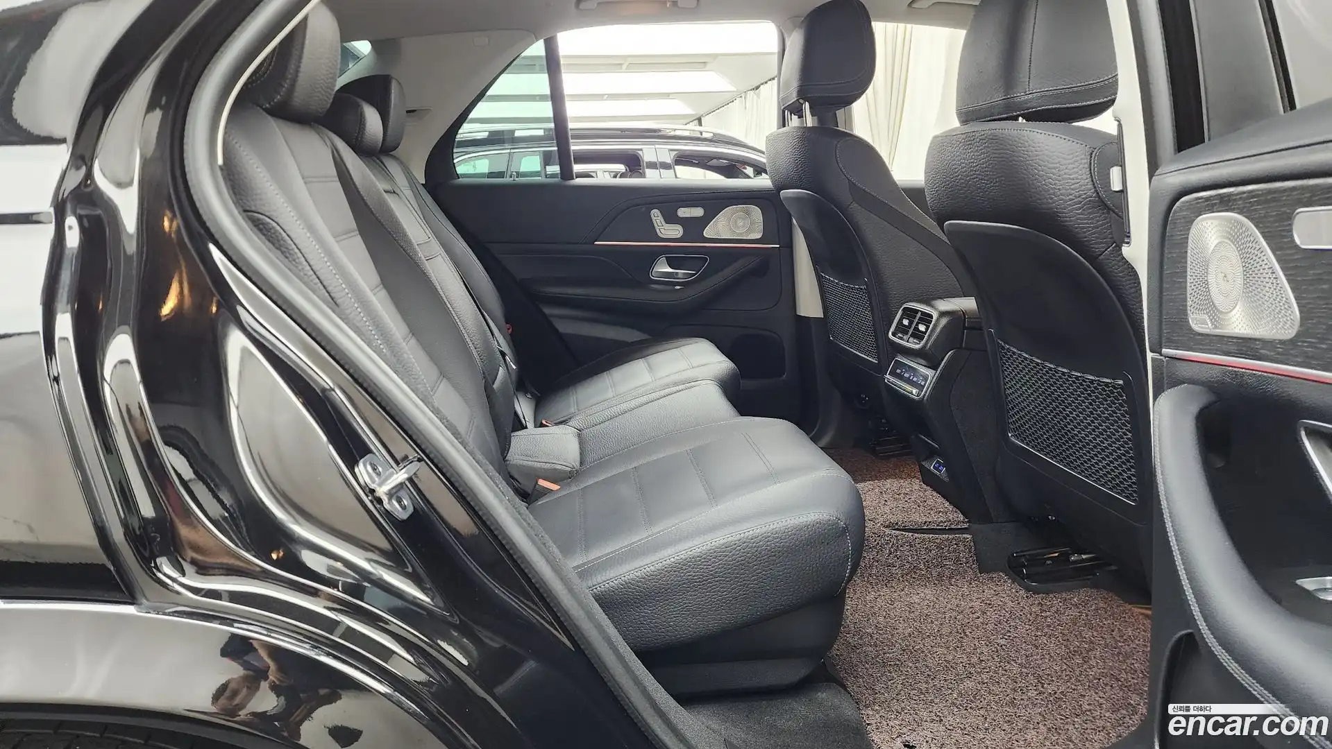 GLE-Class Mercedes-Benz 2024.7-OPTION-016