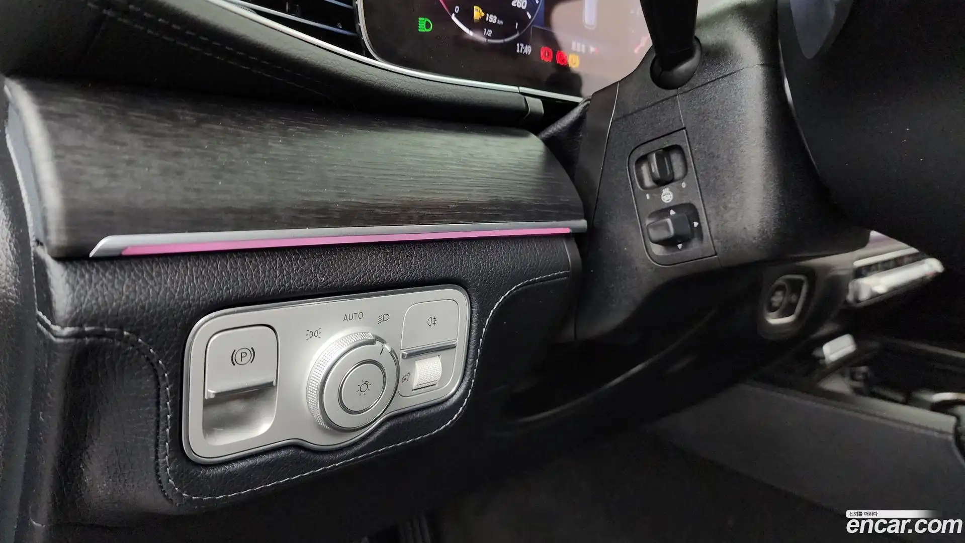 GLE-Class Mercedes-Benz 2024.7-OPTION-020