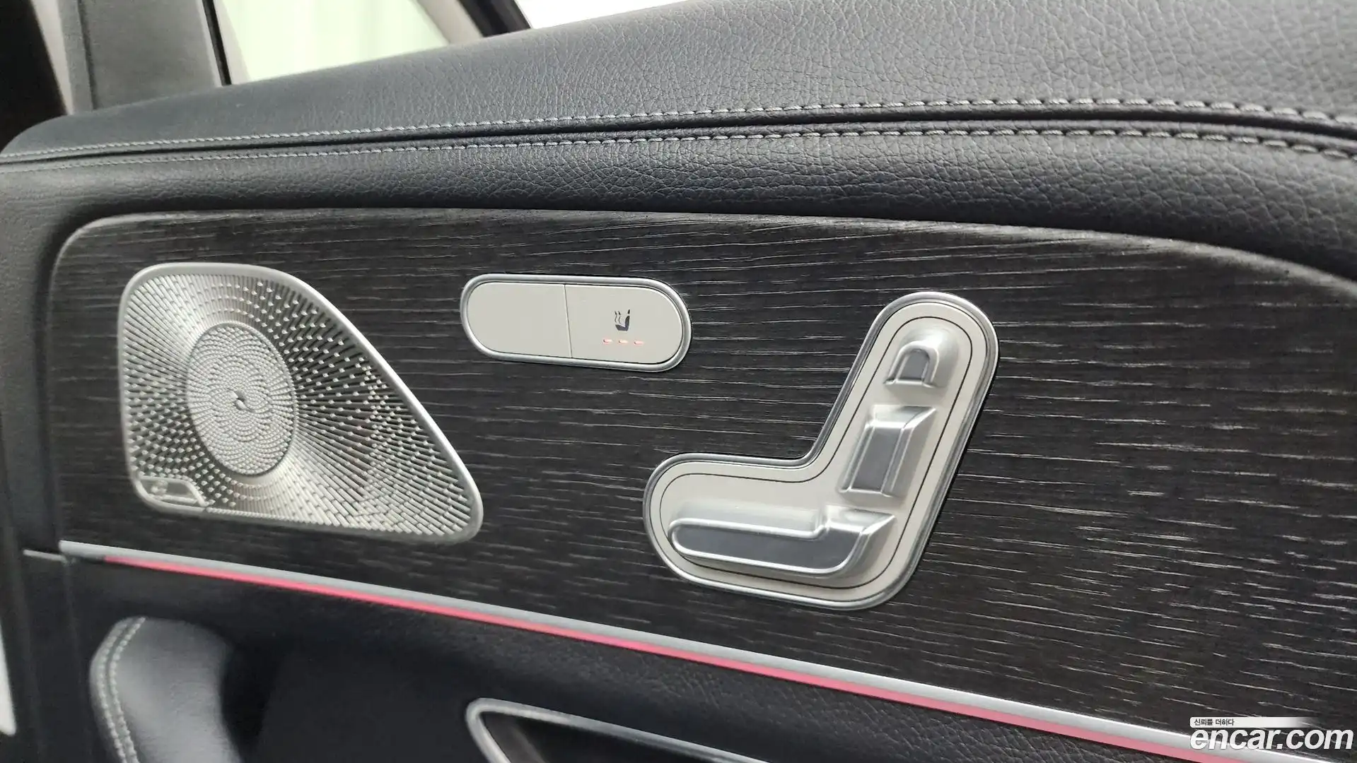 GLE-Class Mercedes-Benz 2024.7-OPTION-023