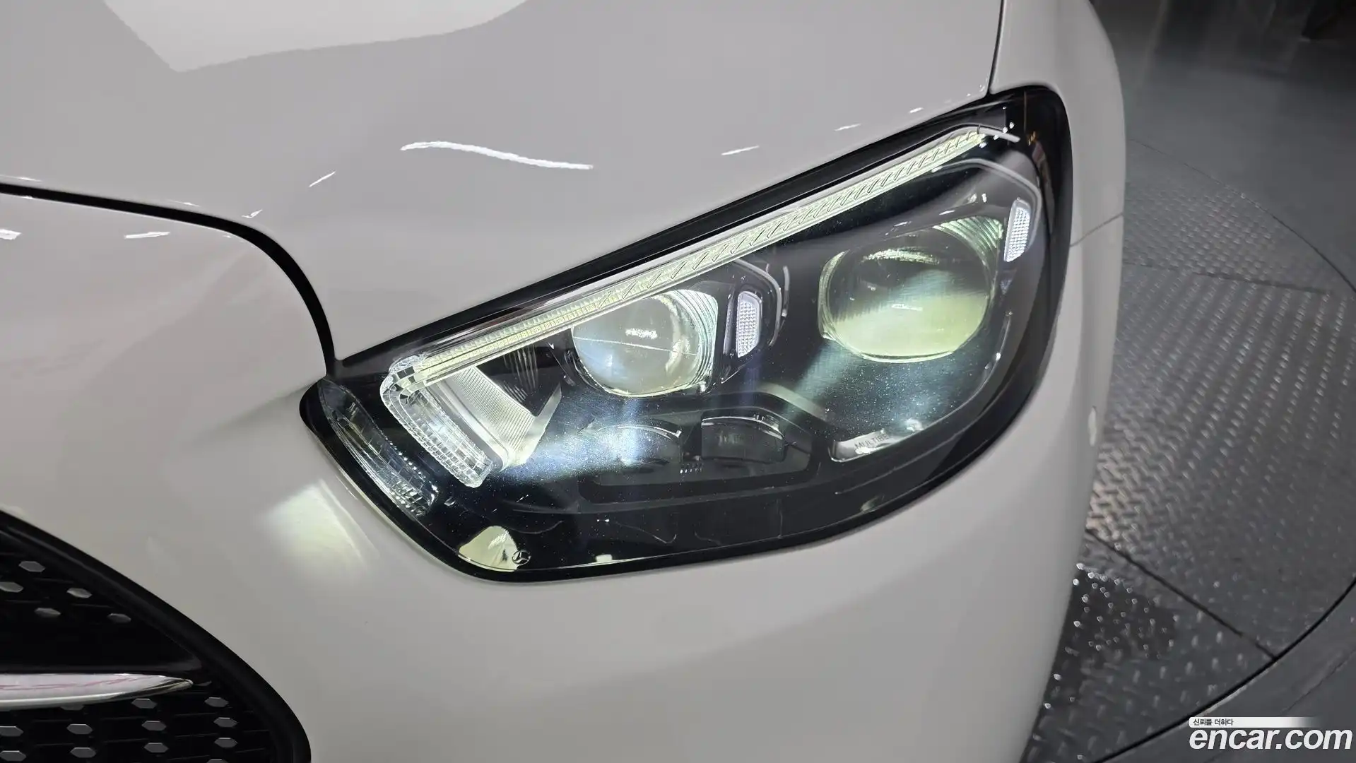 E-Class Mercedes-Benz 2020.9-OUTER-032