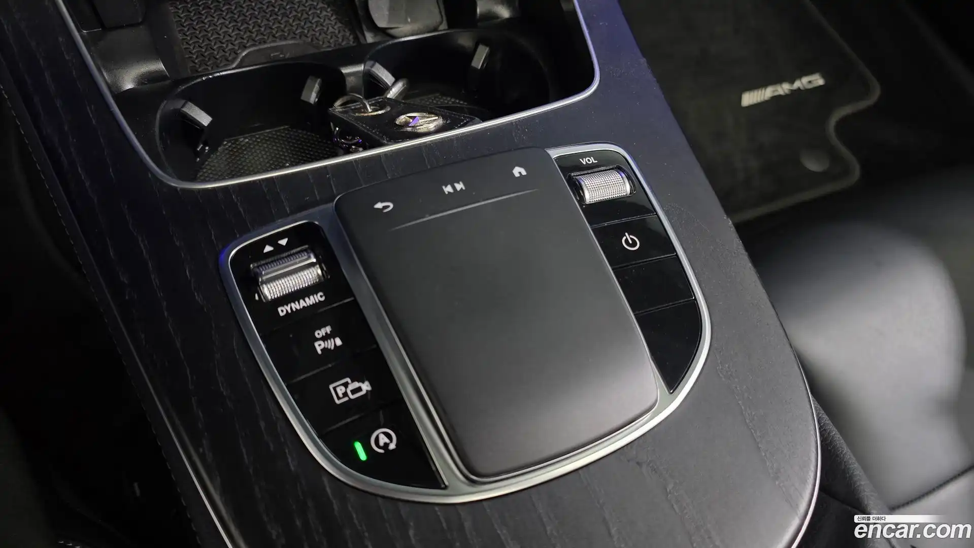 E-Class Mercedes-Benz 2020.9-OPTION-042