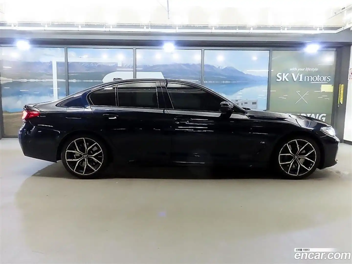 5-Series BMW 2023.7-OUTER-003