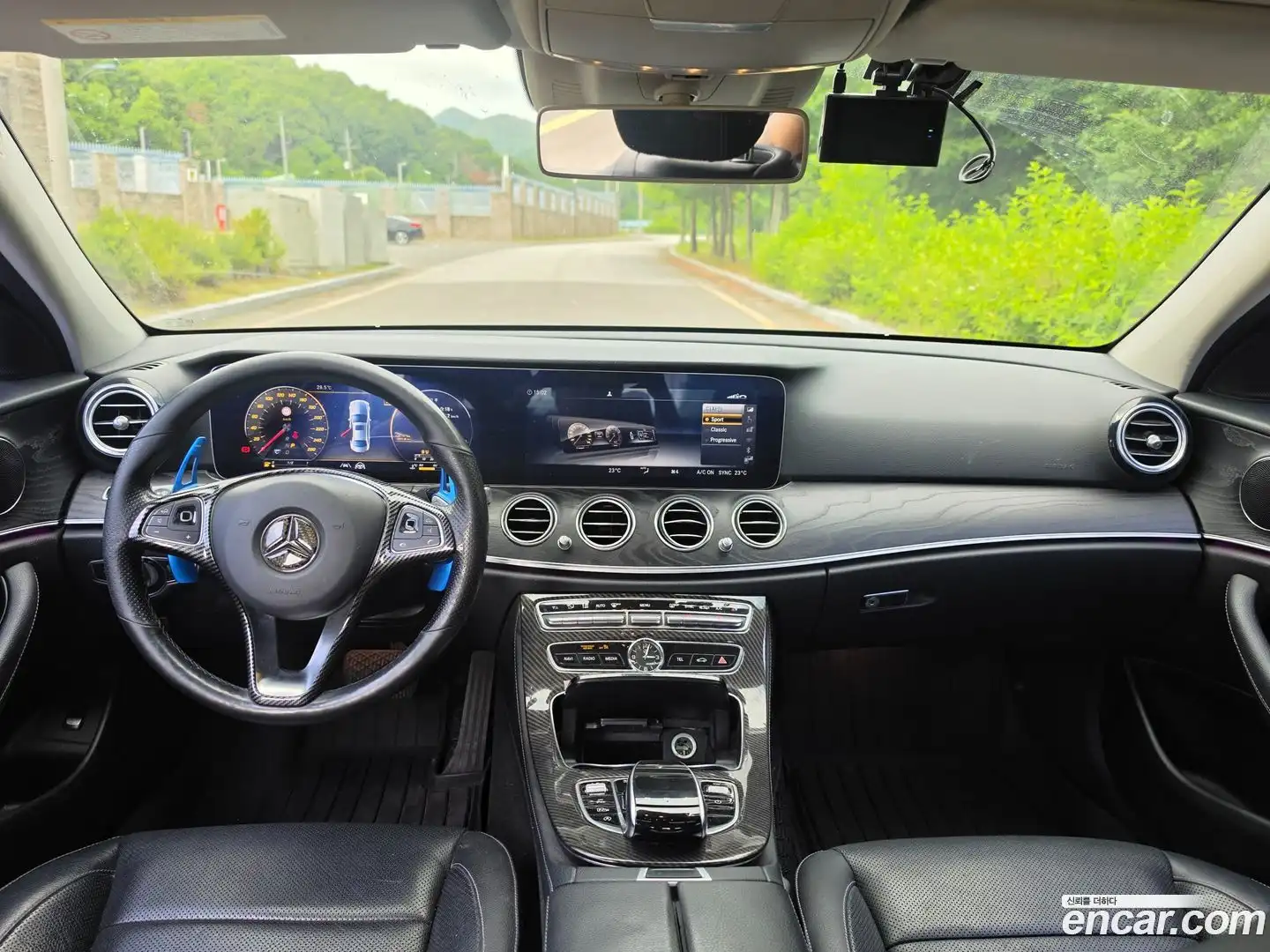 E-Class Mercedes-Benz 2017.2-OPTION-017