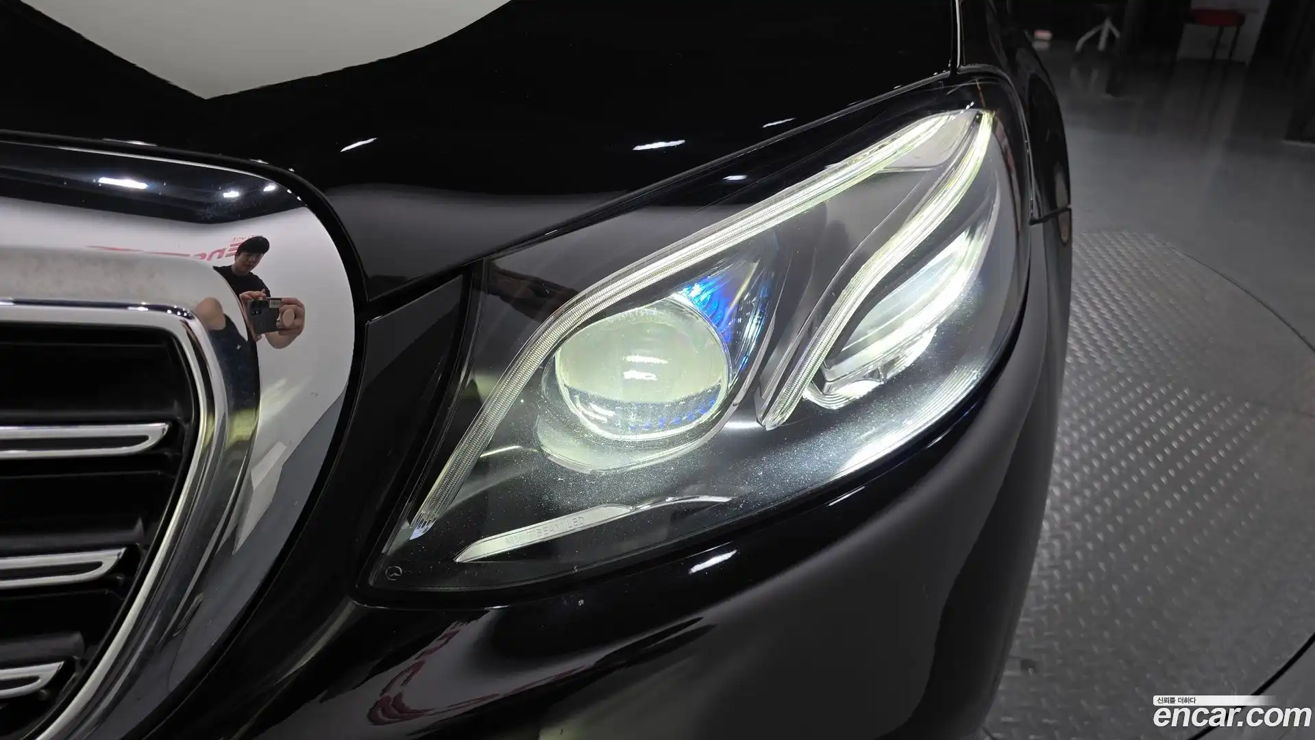 E-Class Mercedes-Benz 2020.8-OUTER-032
