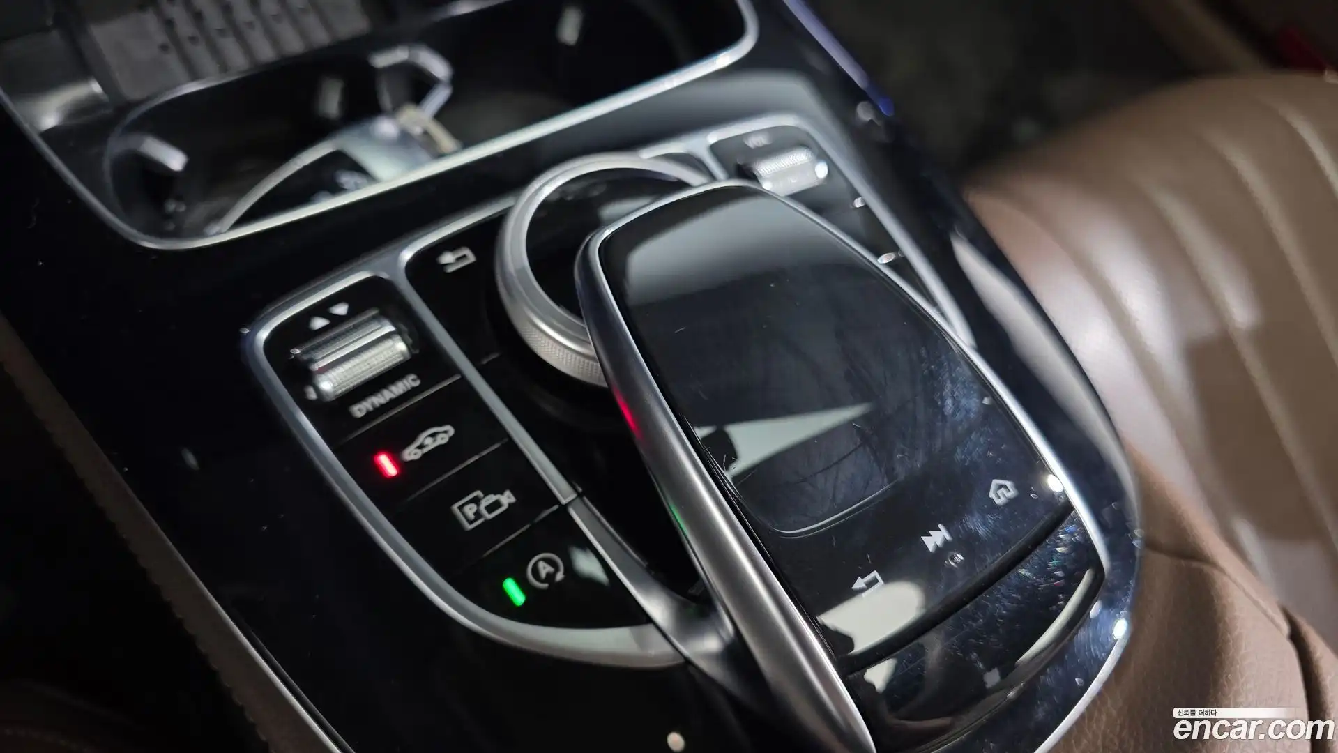 E-Class Mercedes-Benz 2020.8-OPTION-042