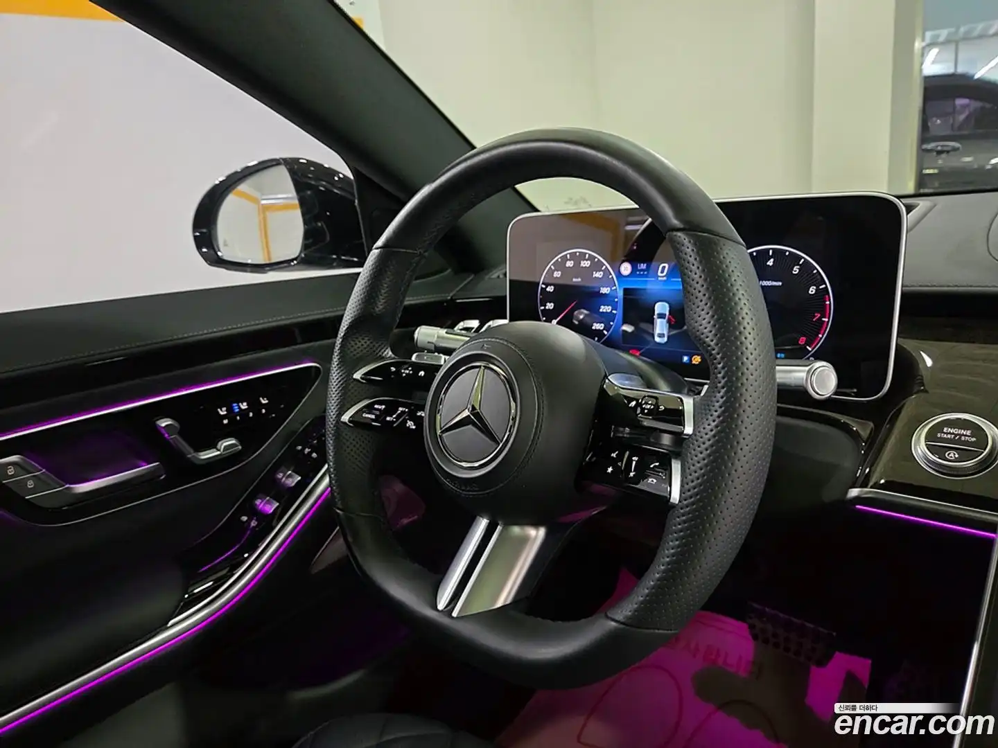 S-Class Mercedes-Benz 2022.8-OPTION-018
