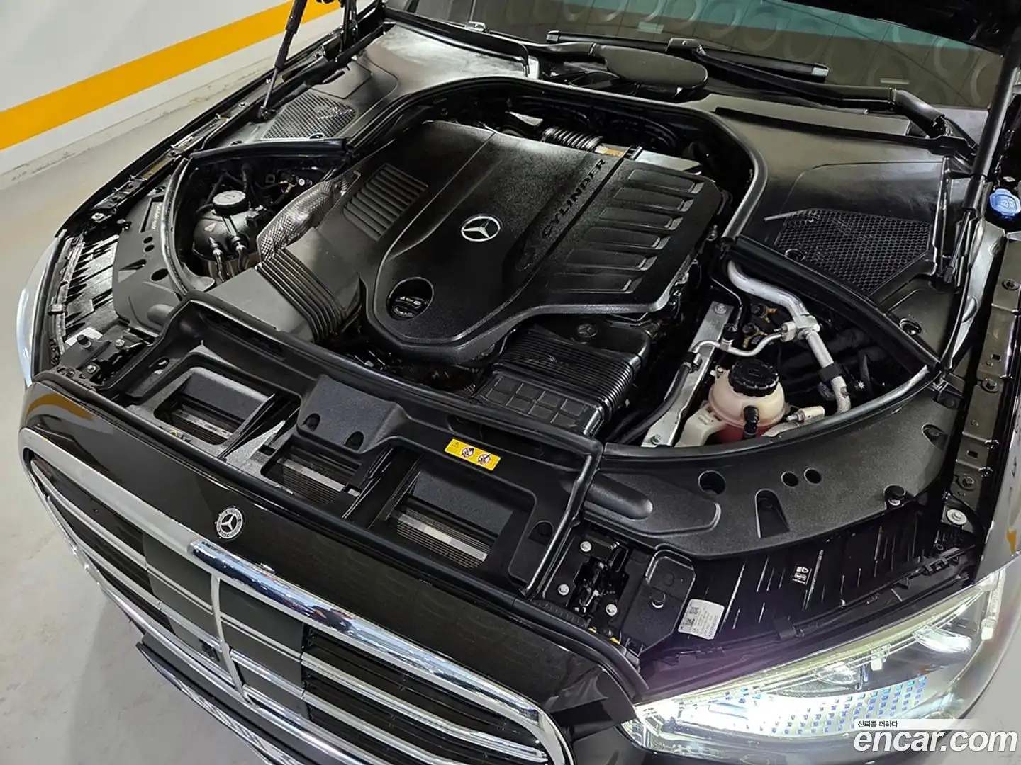 S-Class Mercedes-Benz 2022.8-OPTION-024