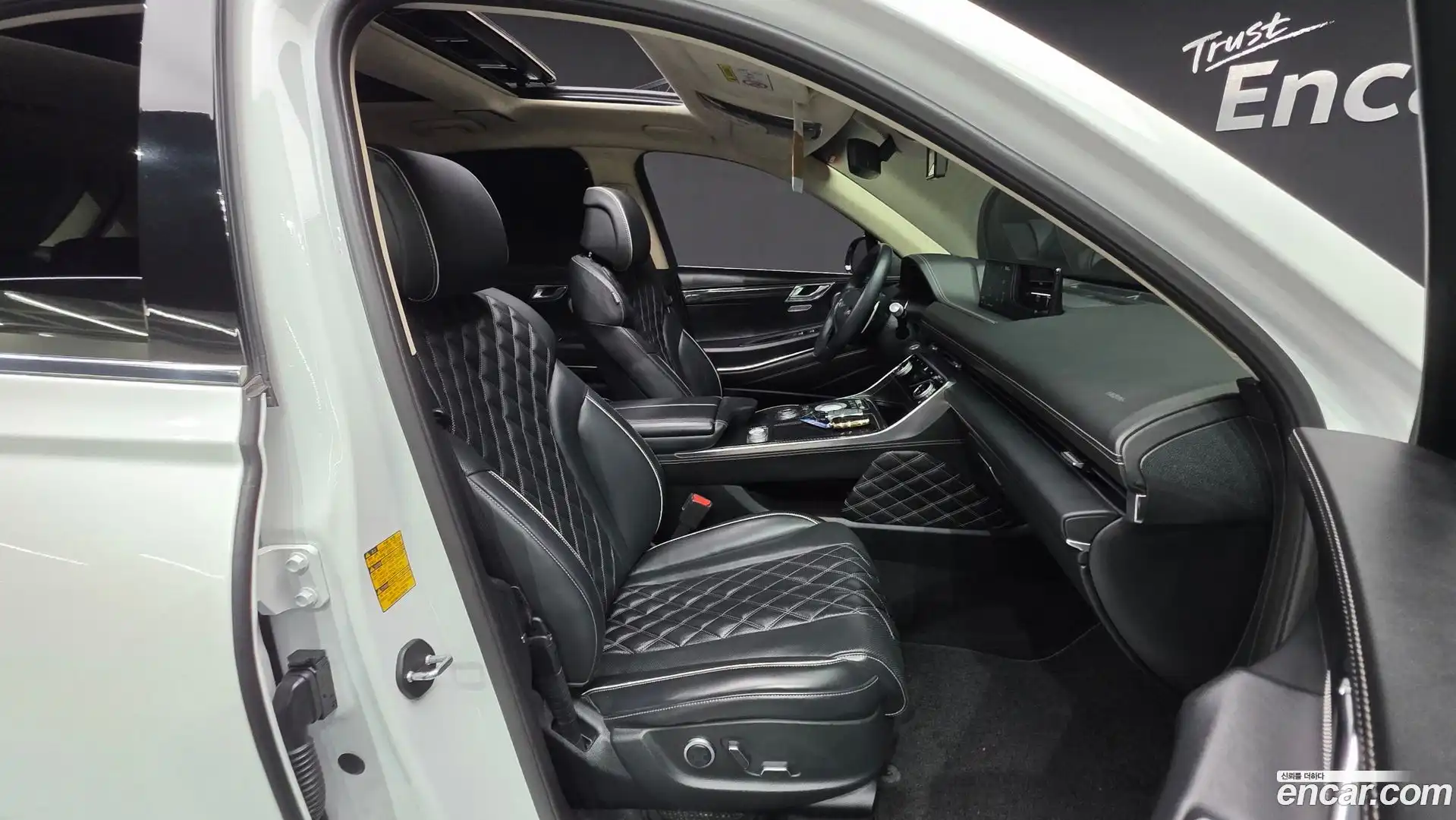 GV80 Genesis 2021.2-INNER-010