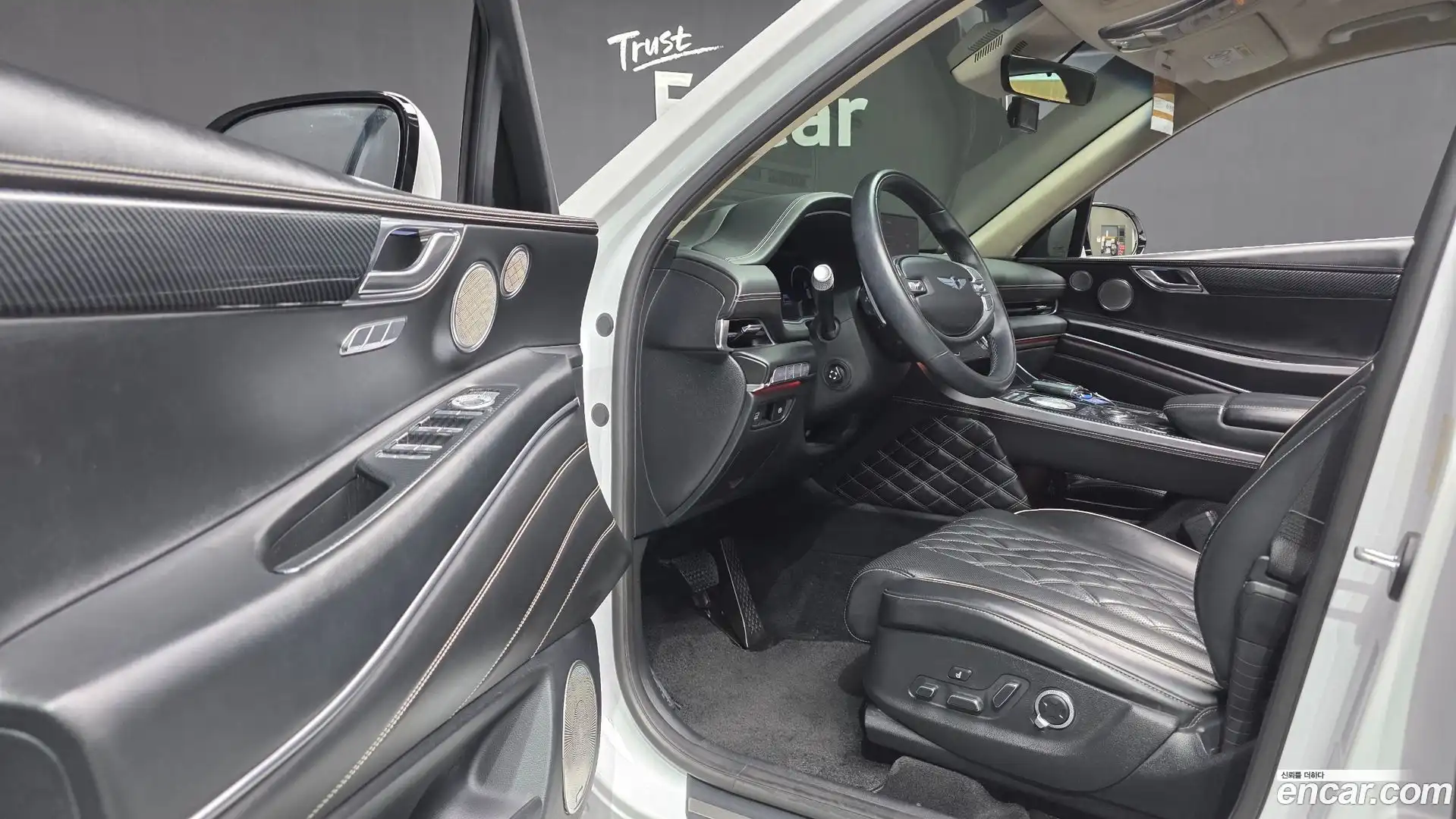 GV80 Genesis 2021.2-INNER-036