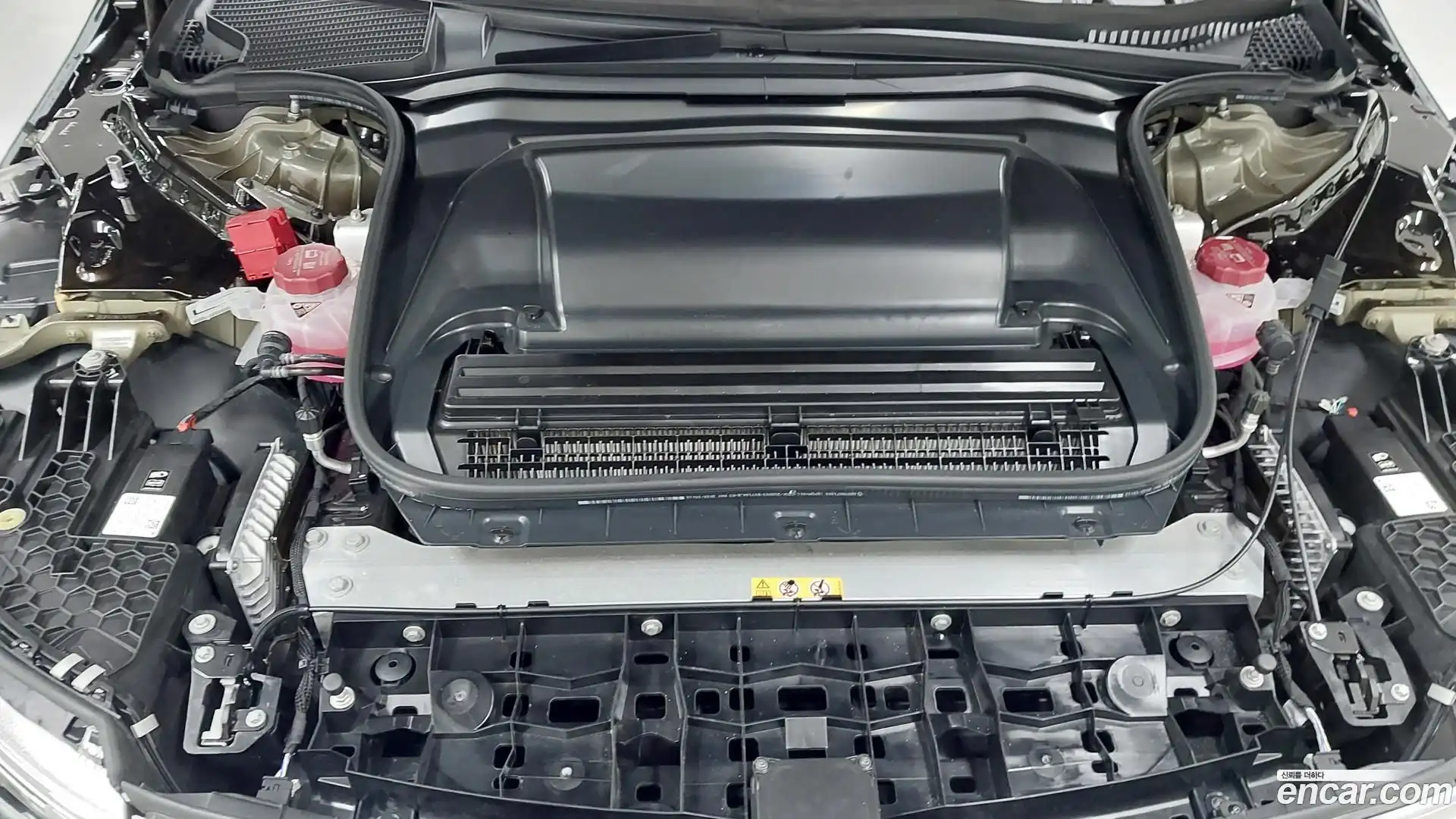 EQS Mercedes-Benz 2022.10-OUTER-006