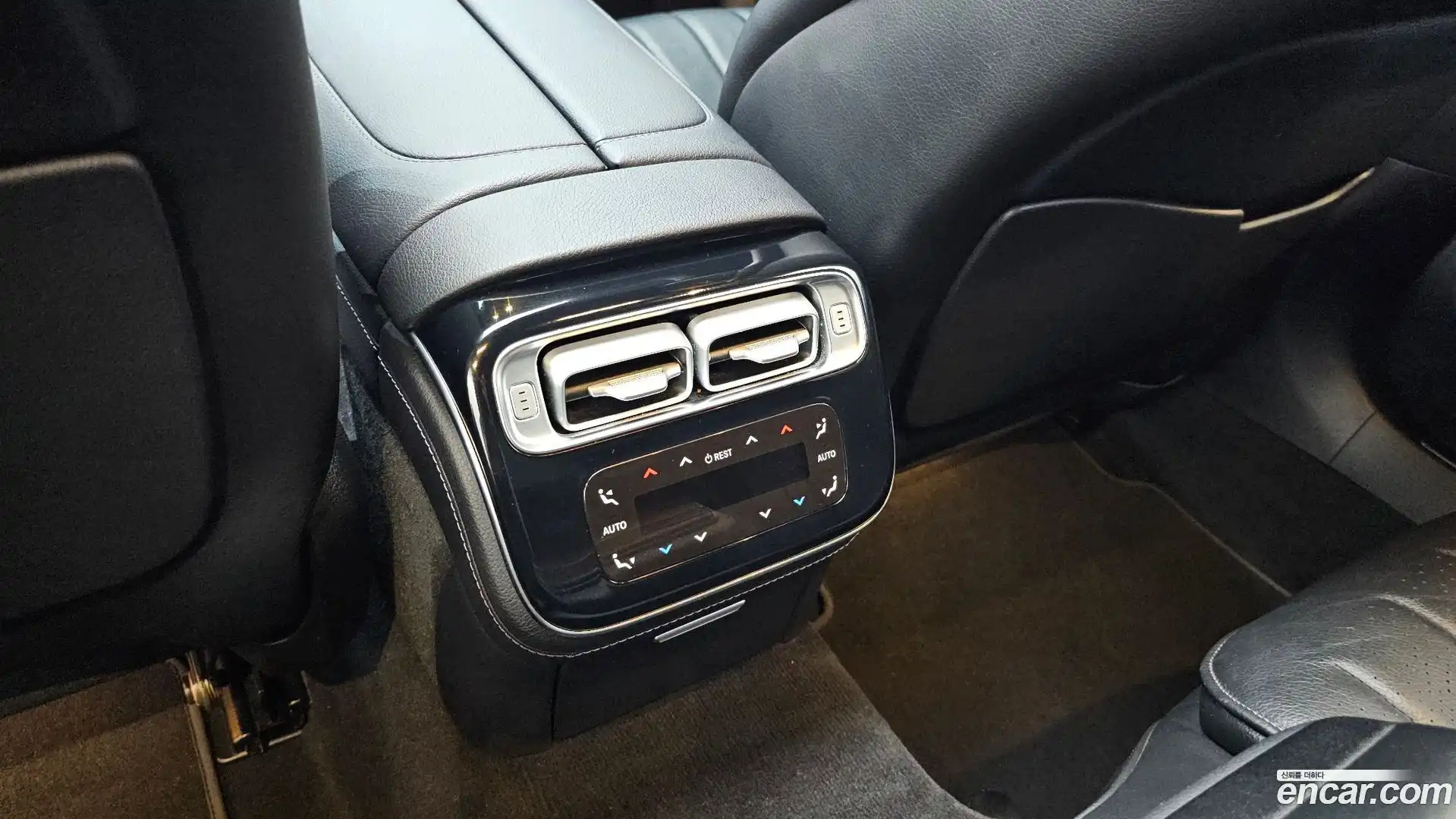 S-Class Mercedes-Benz 2021.6-OPTION-046