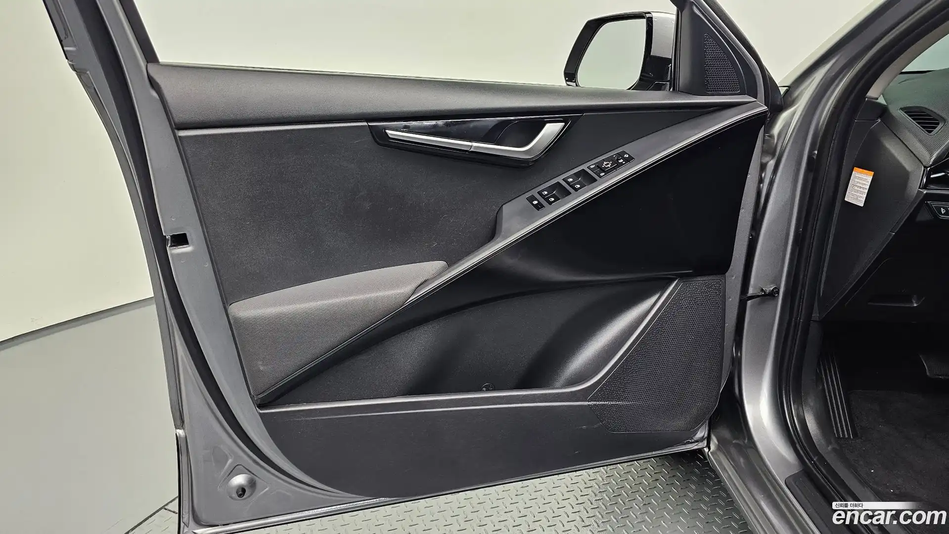 Niro Kia 2022.2-INNER-034