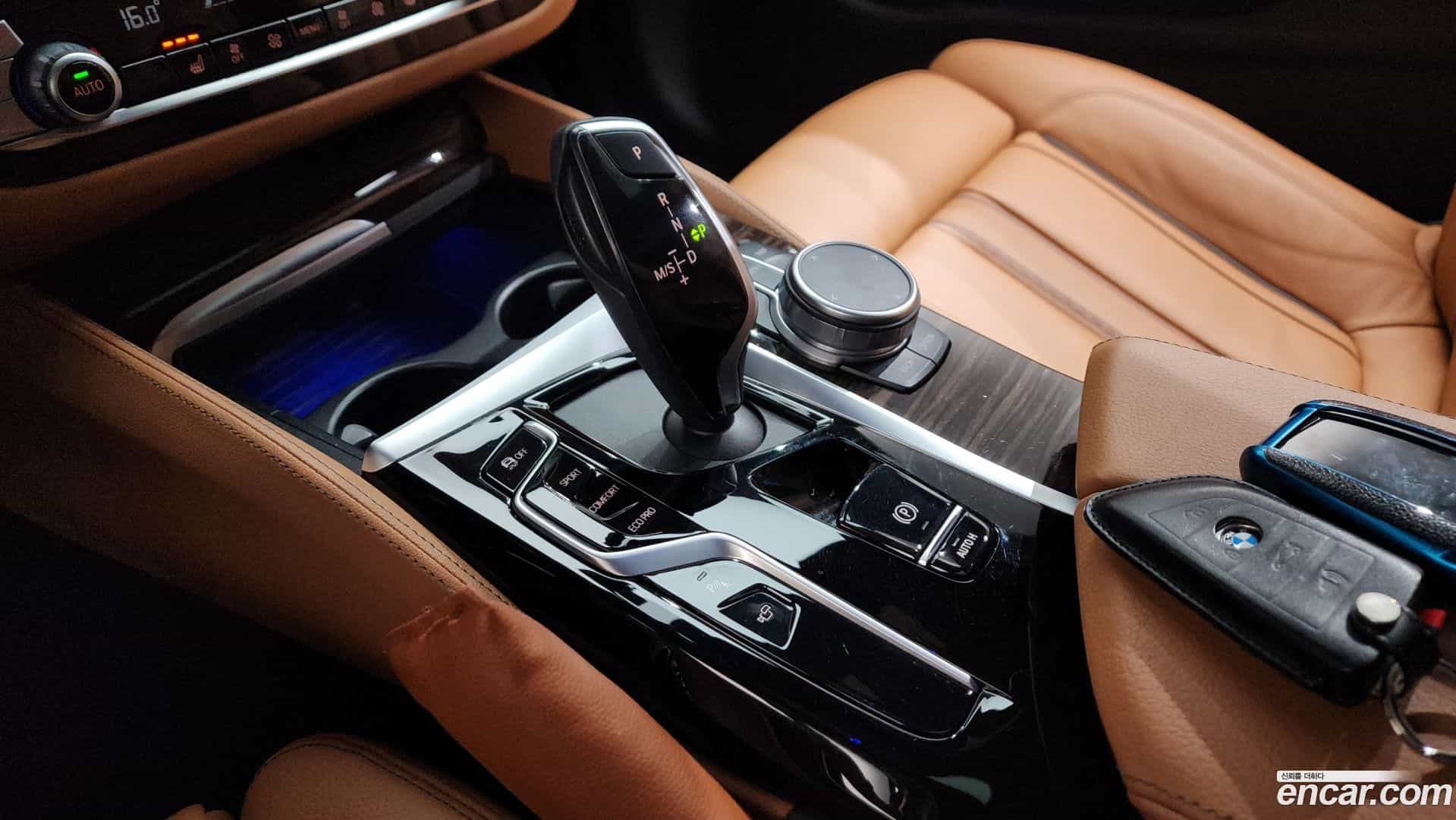 5-Series BMW 2021.10-INNER-009