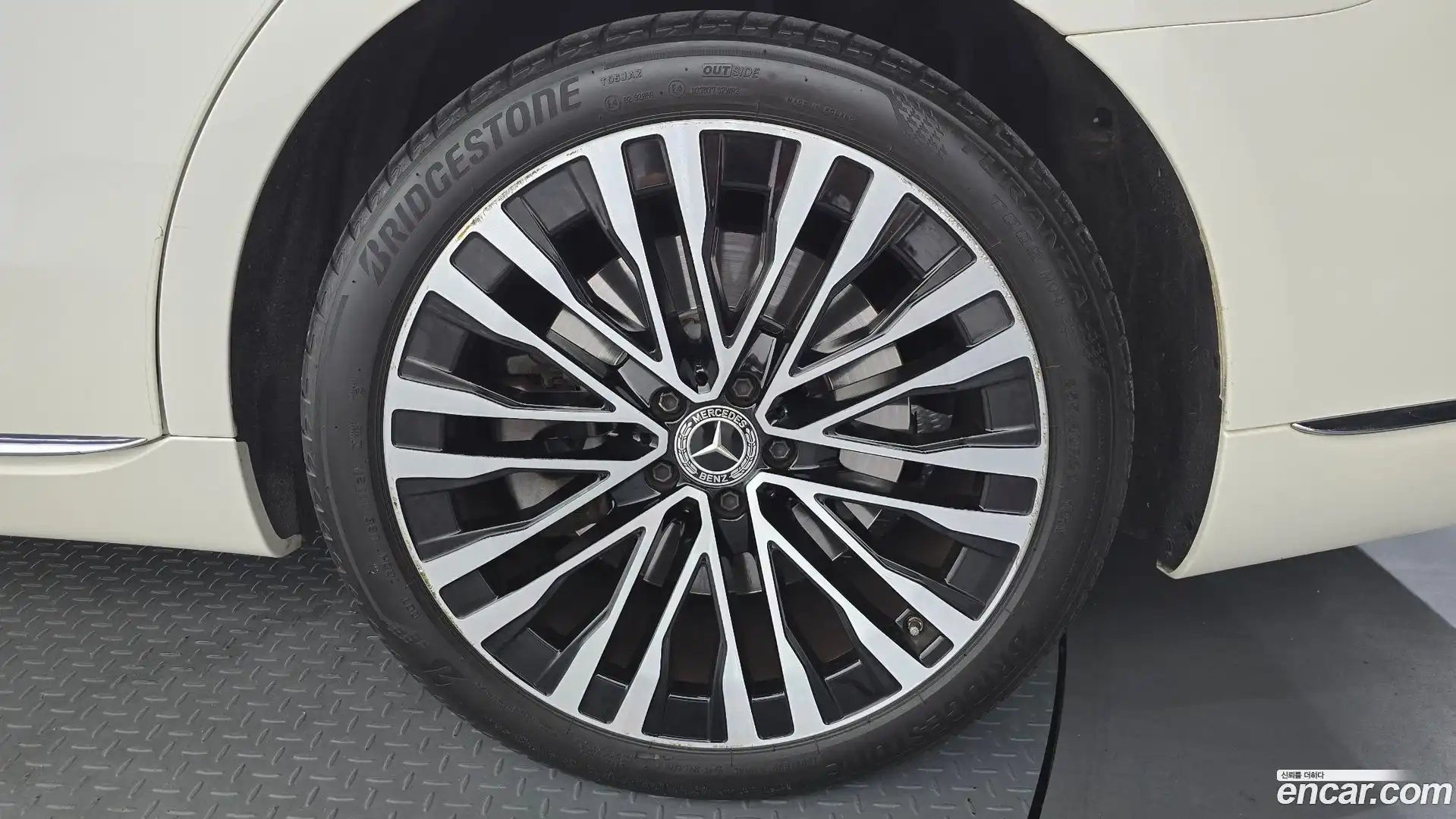 S-Class Mercedes-Benz 2021.6-OUTER-031