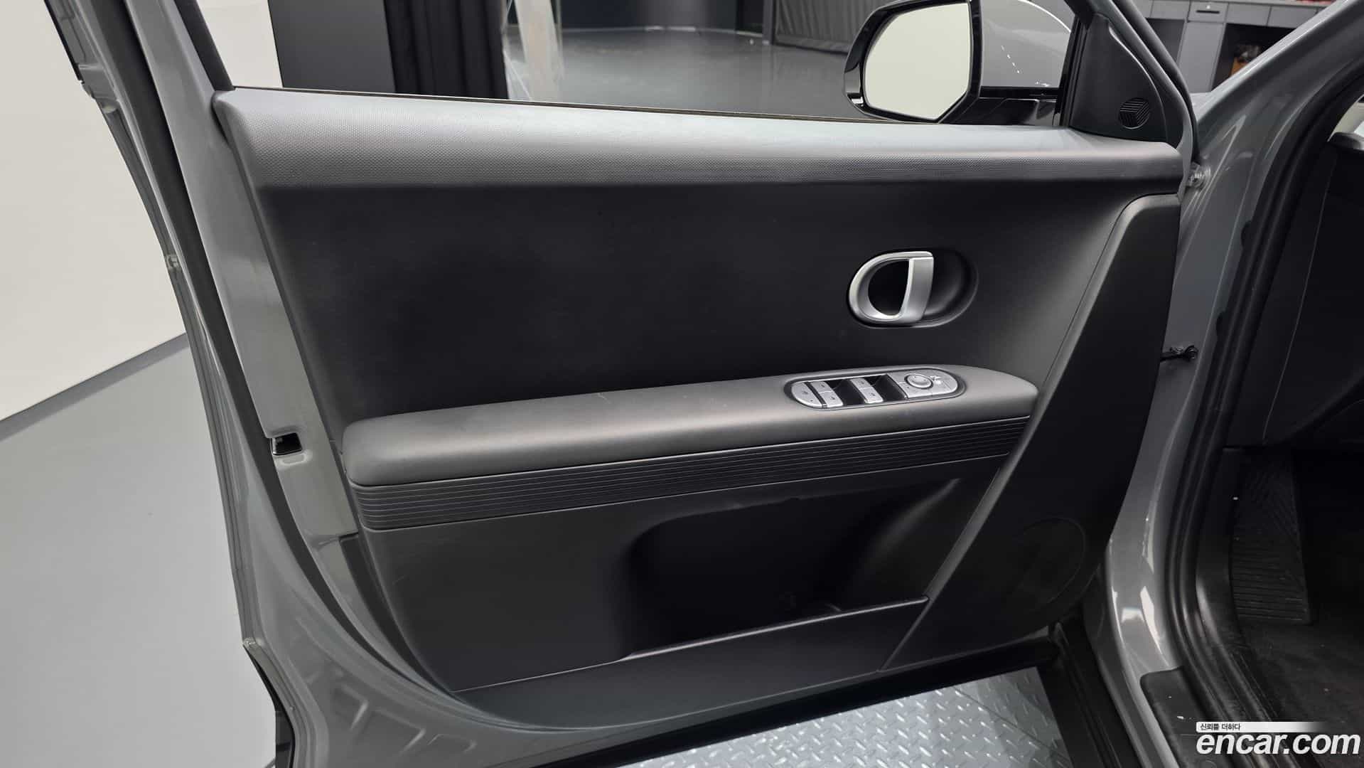 Ioniq5 Hyundai 2022.10-INNER-034