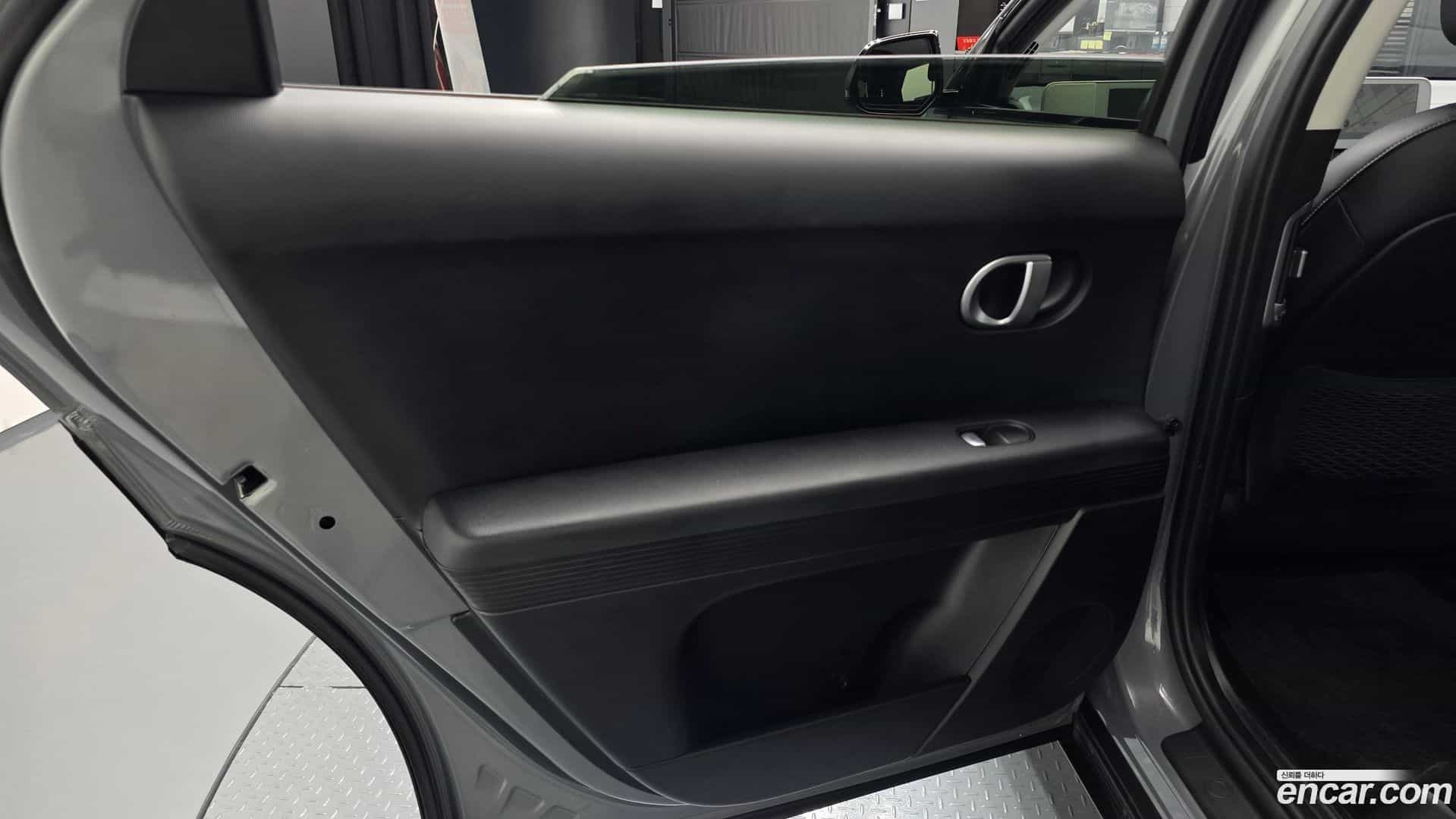 Ioniq5 Hyundai 2022.10-INNER-035