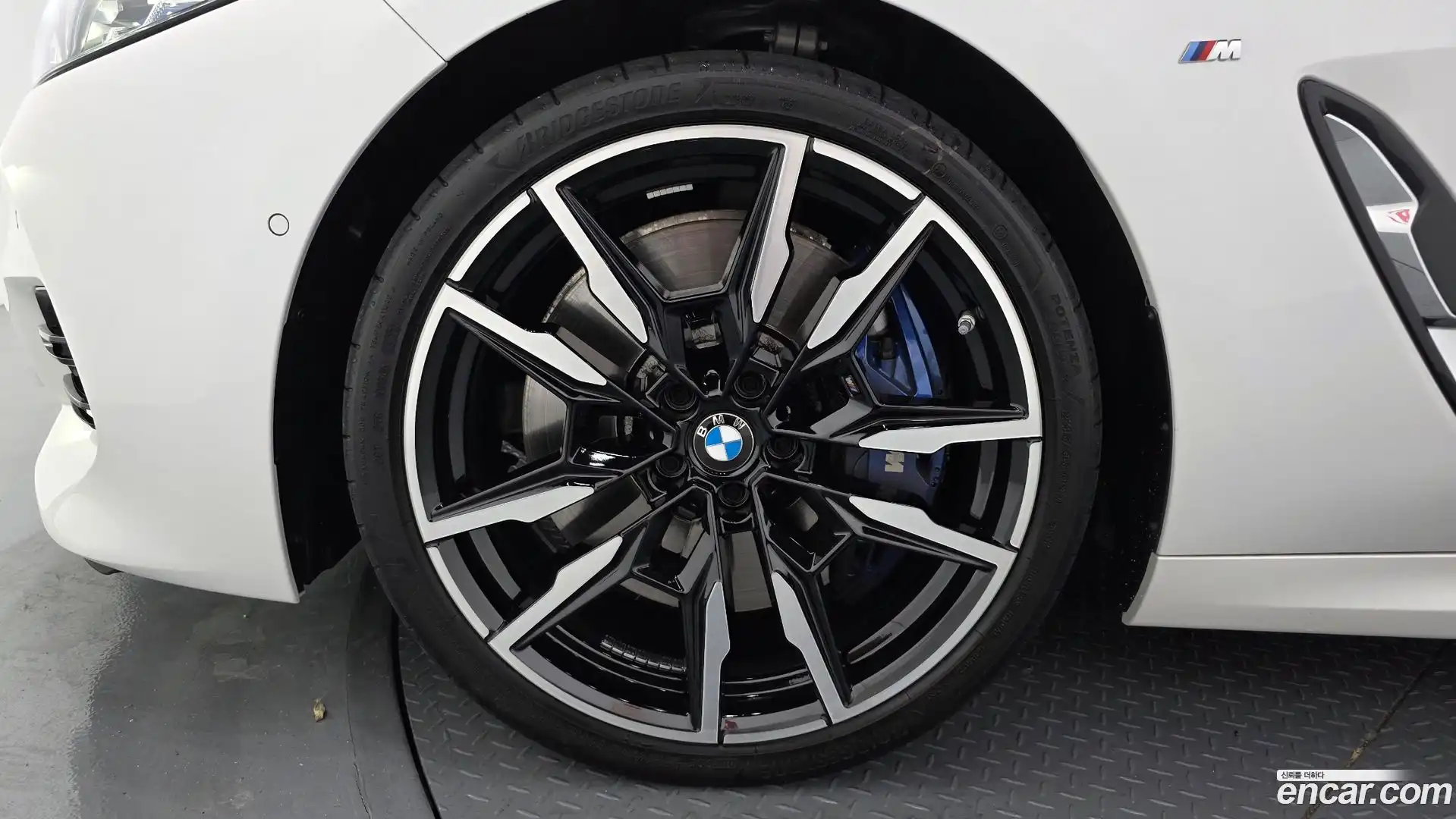 8-Series BMW 2024.8-OUTER-005