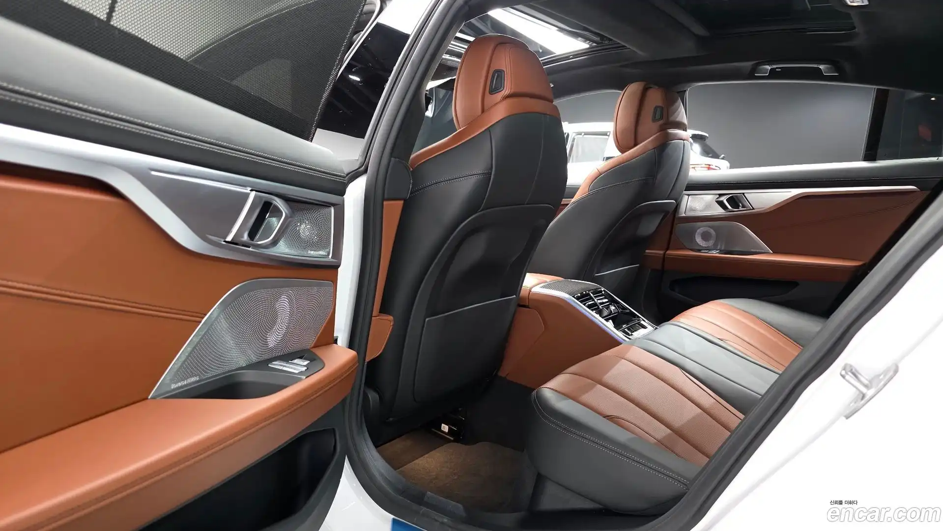 8-Series BMW 2024.8-OPTION-015