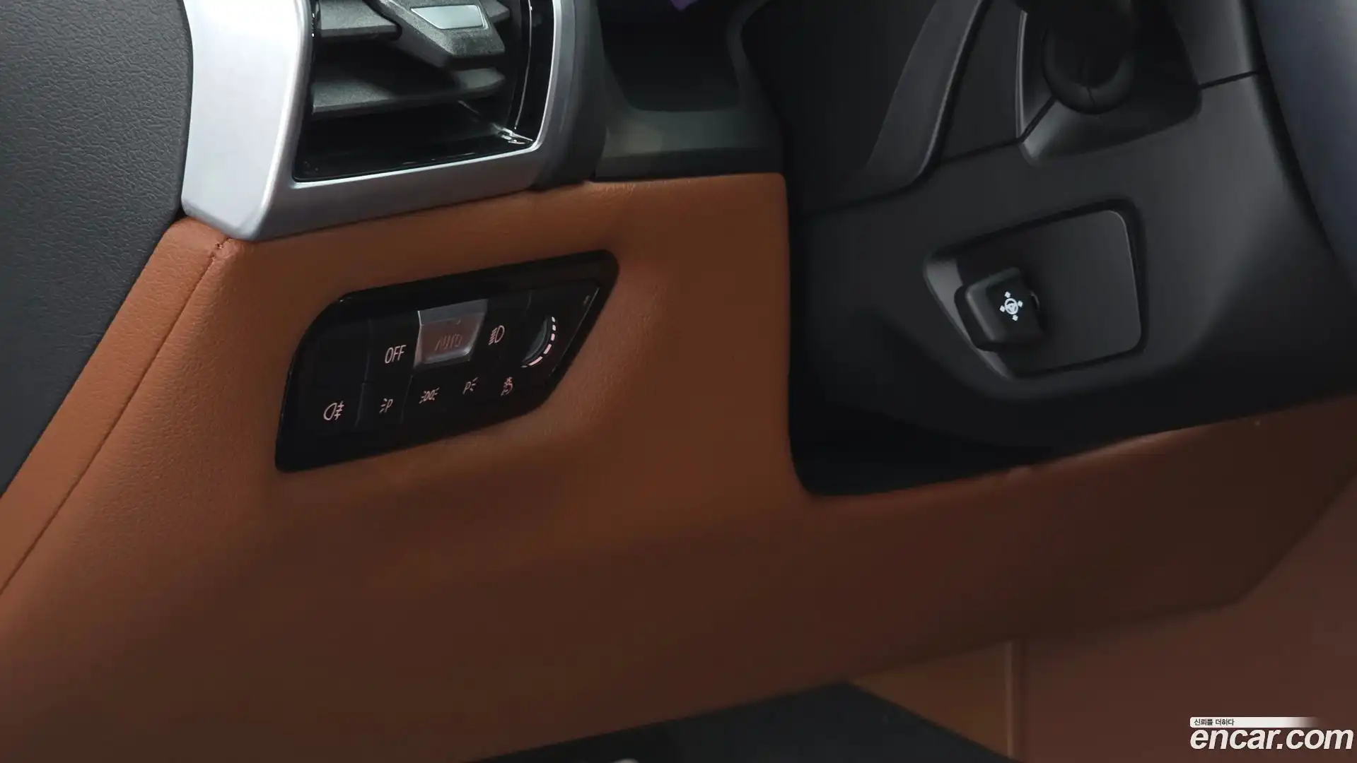 8-Series BMW 2024.8-OPTION-019