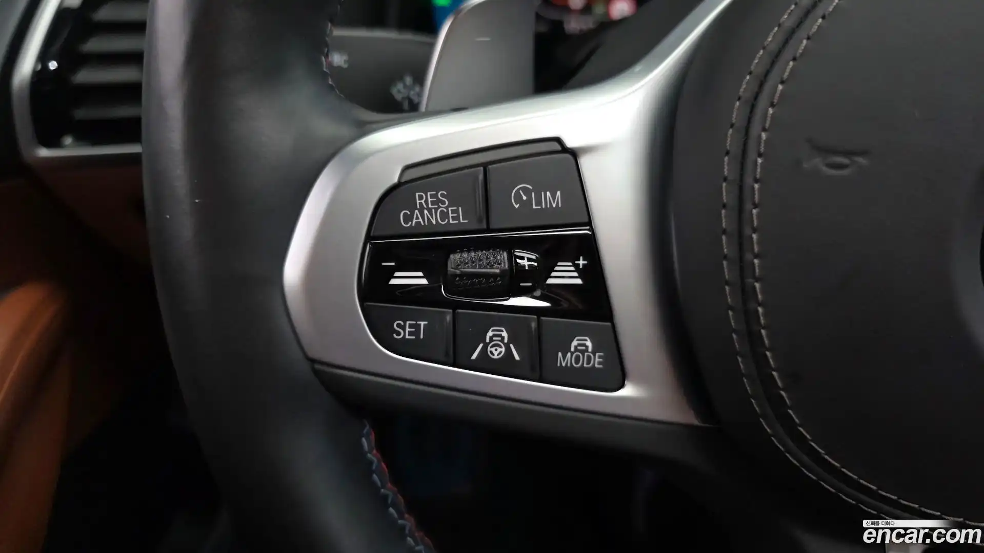 8-Series BMW 2024.8-OPTION-022