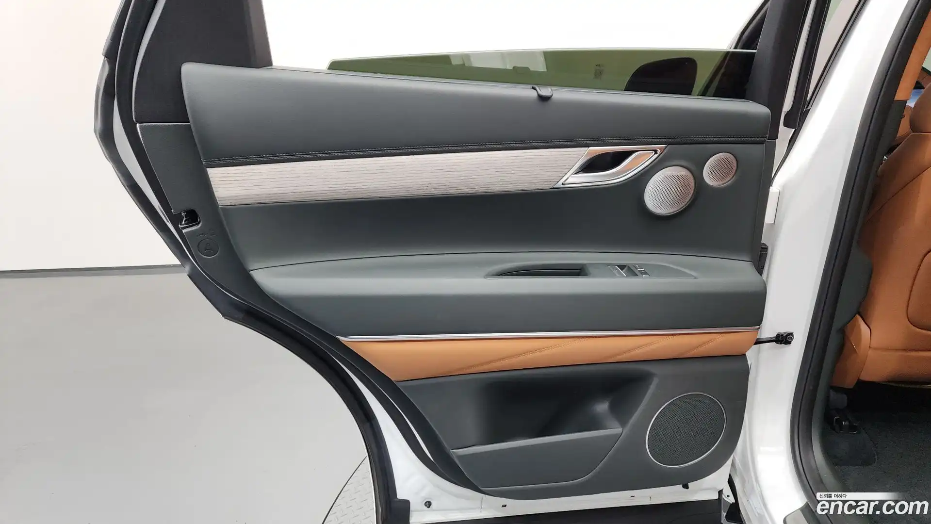 GV80 Genesis 2024.2-INNER-035