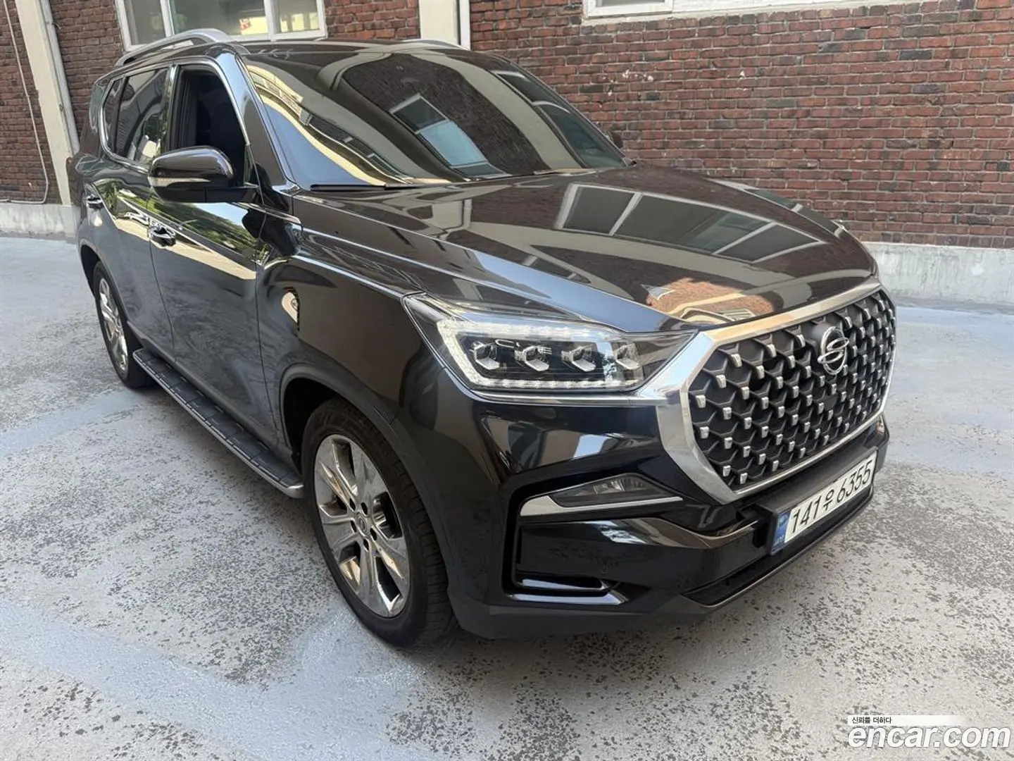 Main__Slider__Photo:Rexton KG Mobility 2021.8-1