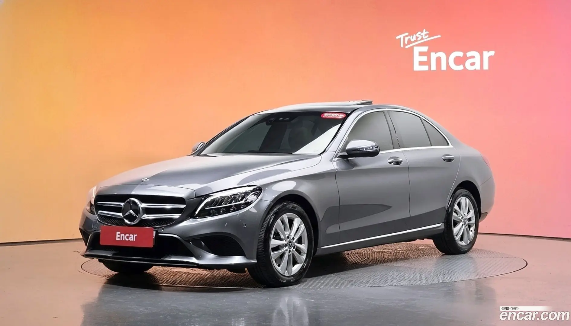 Main__Slider__Photo:C-Class Mercedes-Benz 2019.5-0