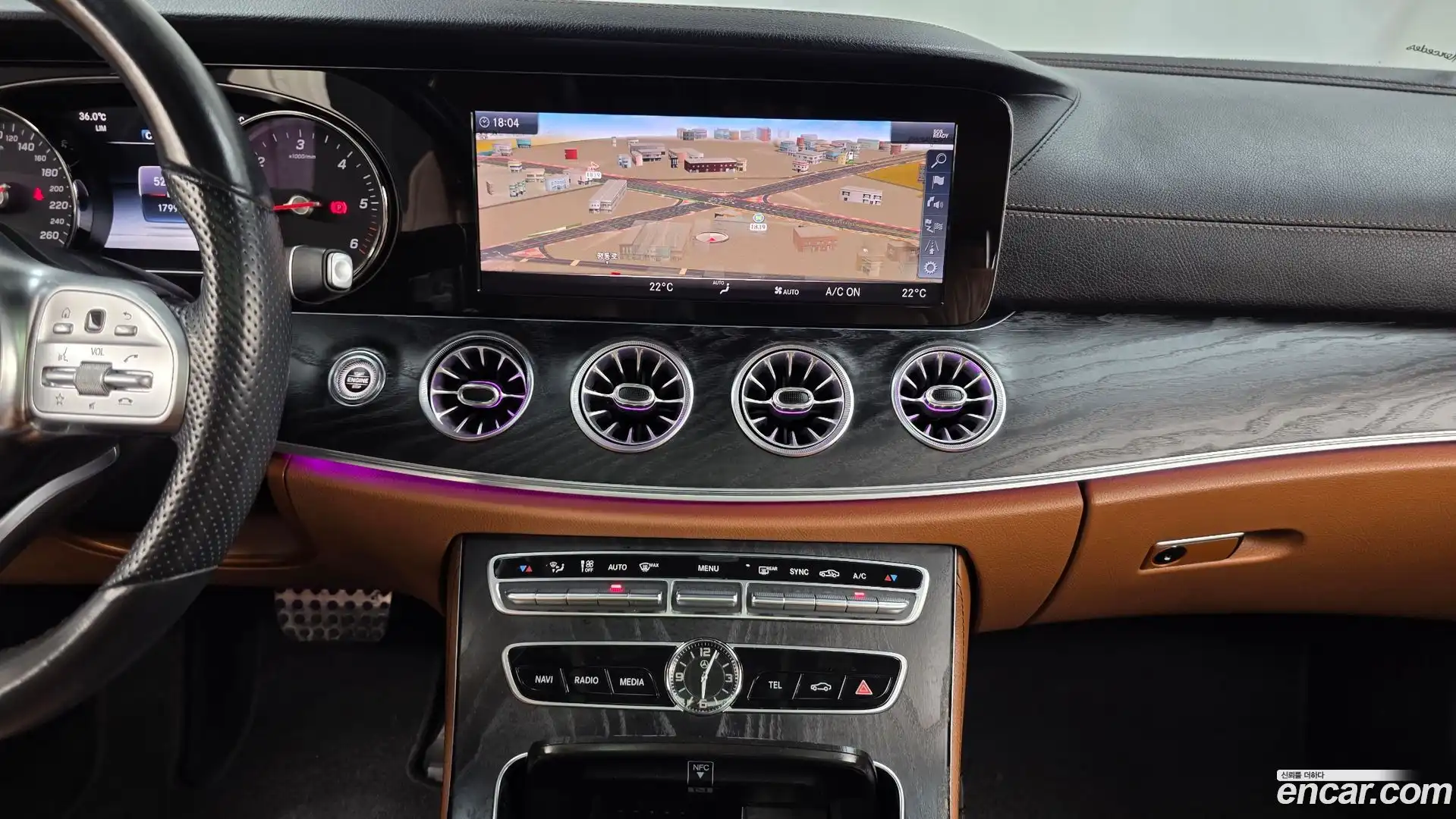 E-Class Mercedes-Benz 2018.10-OPTION-018