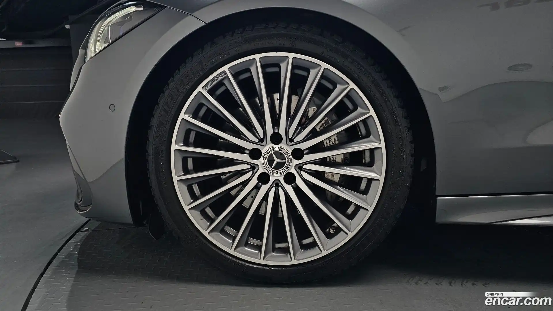 C-Class Mercedes-Benz 2023.0-OUTER-005