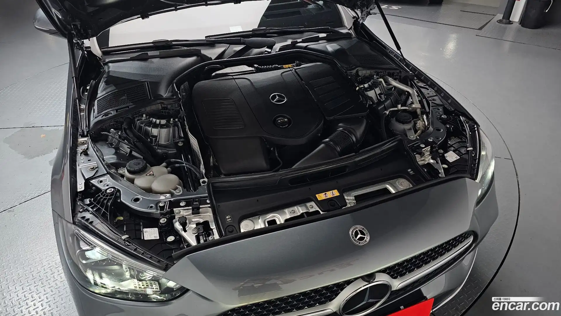 C-Class Mercedes-Benz 2023.0-OUTER-006