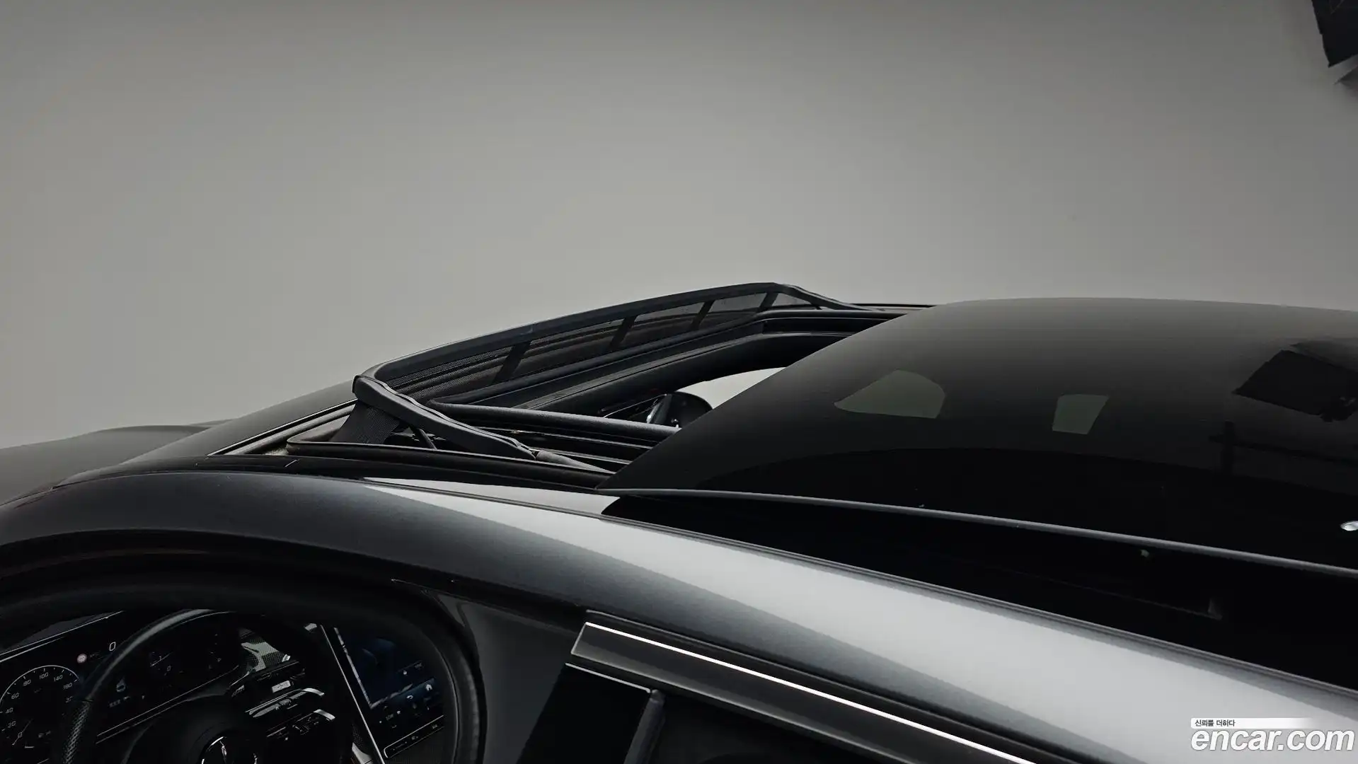 C-Class Mercedes-Benz 2023.0-OPTION-021