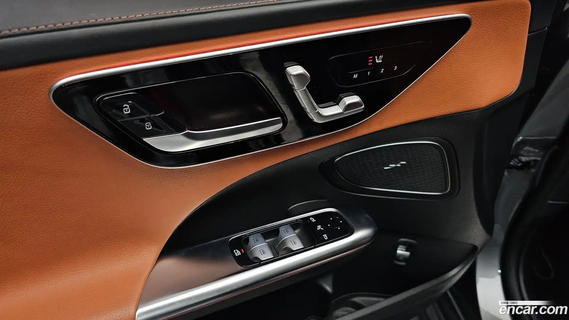 C-Class Mercedes-Benz 2023.0-OPTION-022