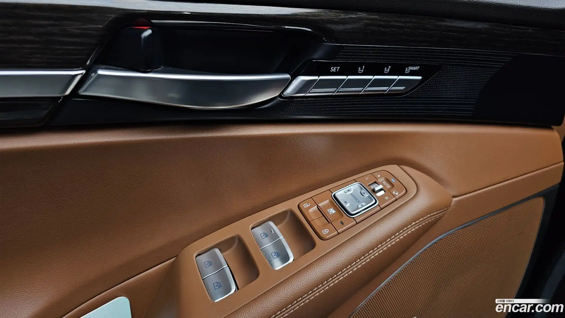 G90 Genesis 2019.2-OPTION-021