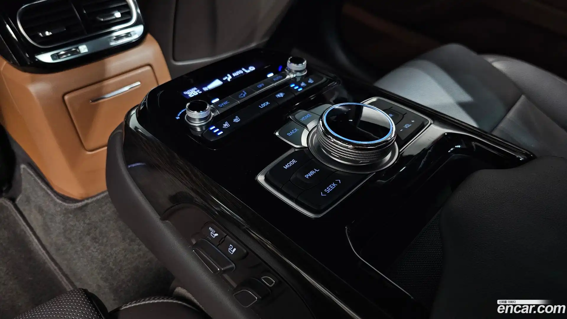 G90 Genesis 2019.2-OPTION-023