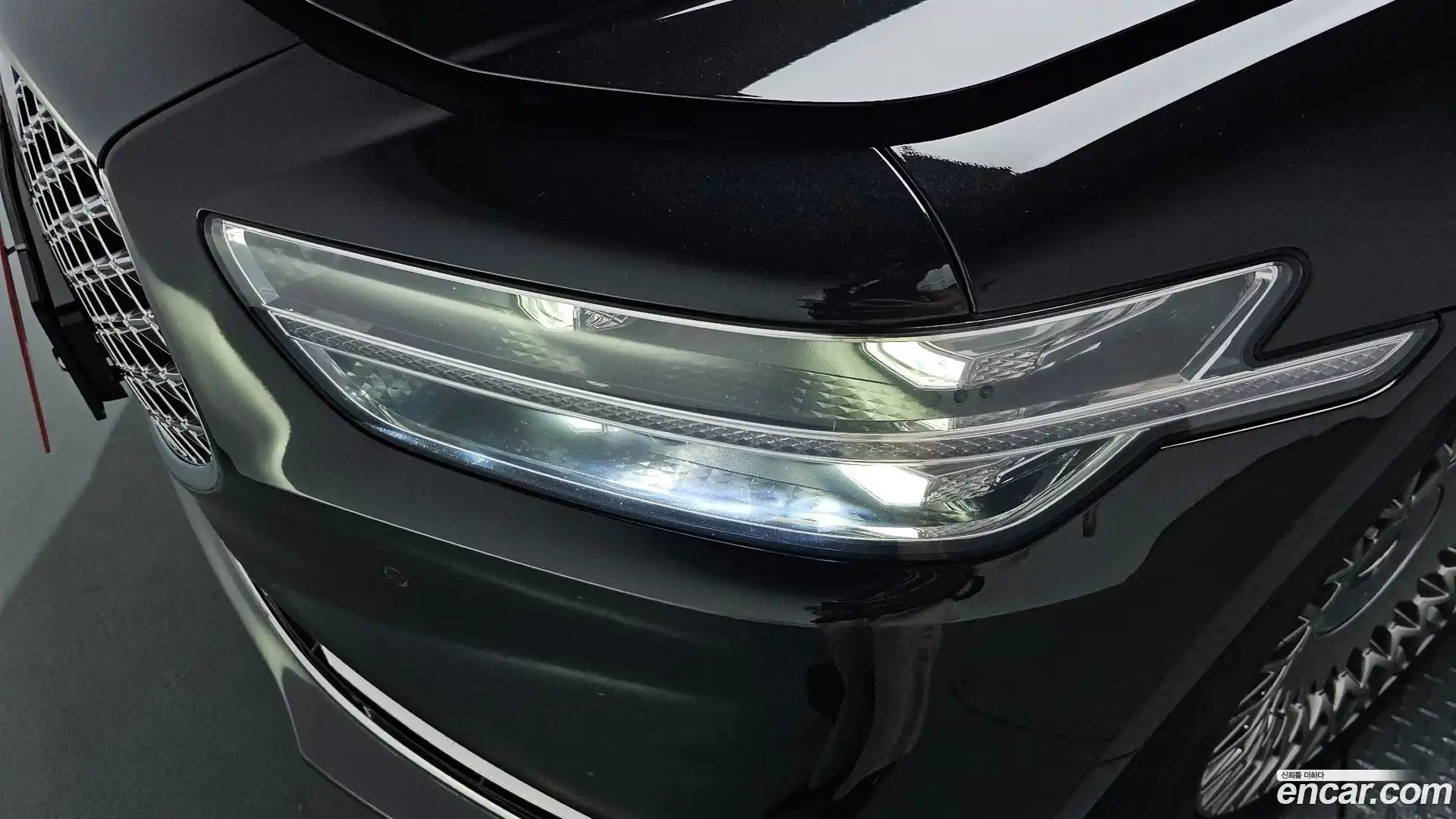 G90 Genesis 2019.2-OUTER-032