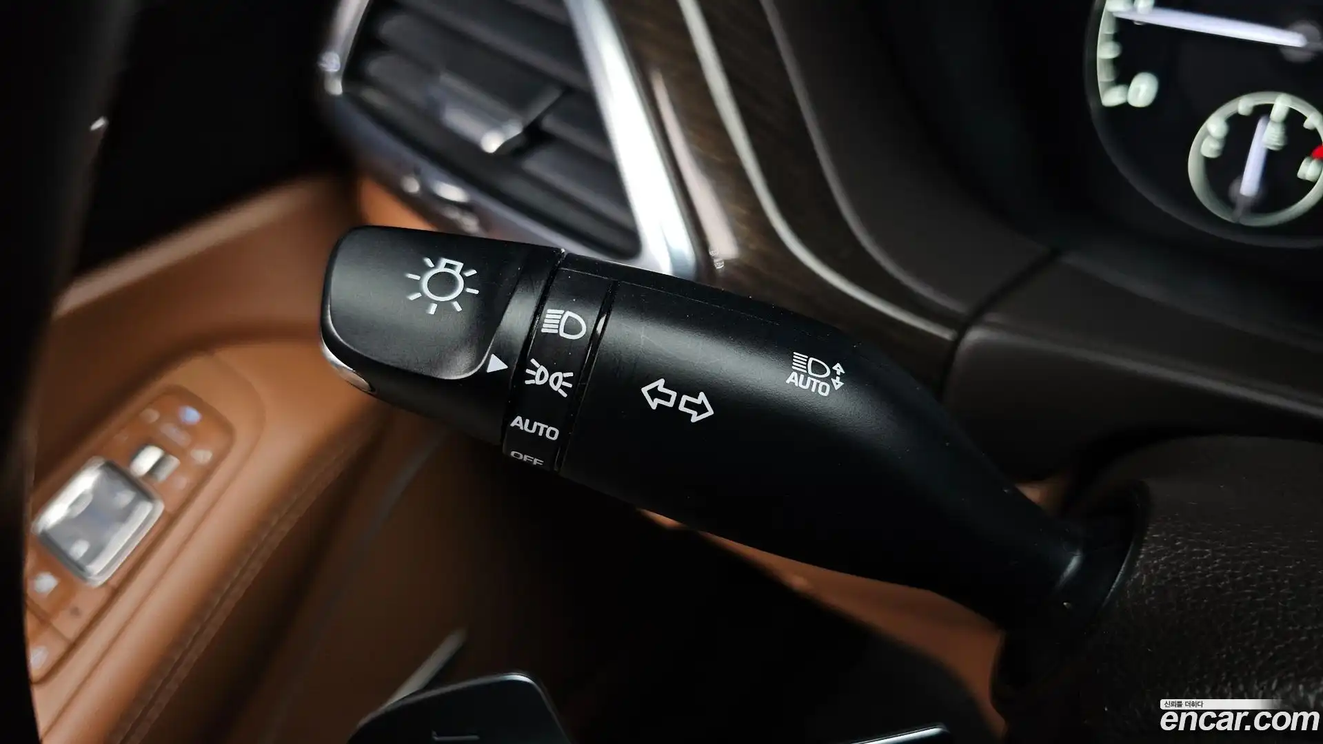 G90 Genesis 2019.2-OPTION-043