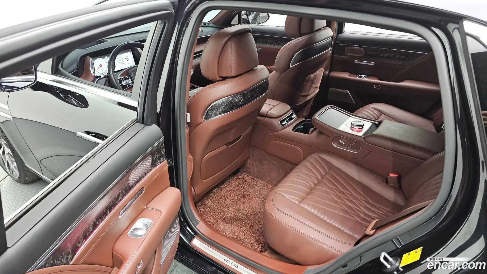 G90 Genesis 2023.7-INNER-036