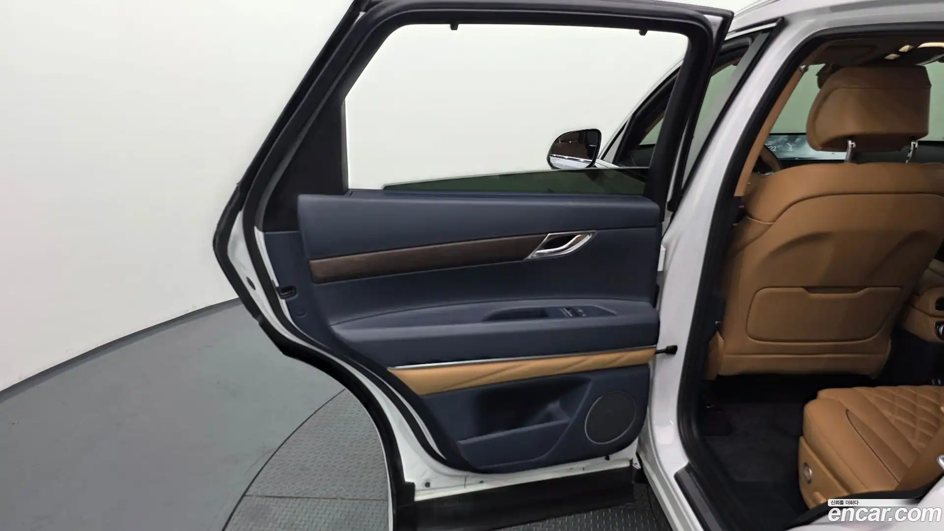 GV80 Genesis 2022.4-INNER-035