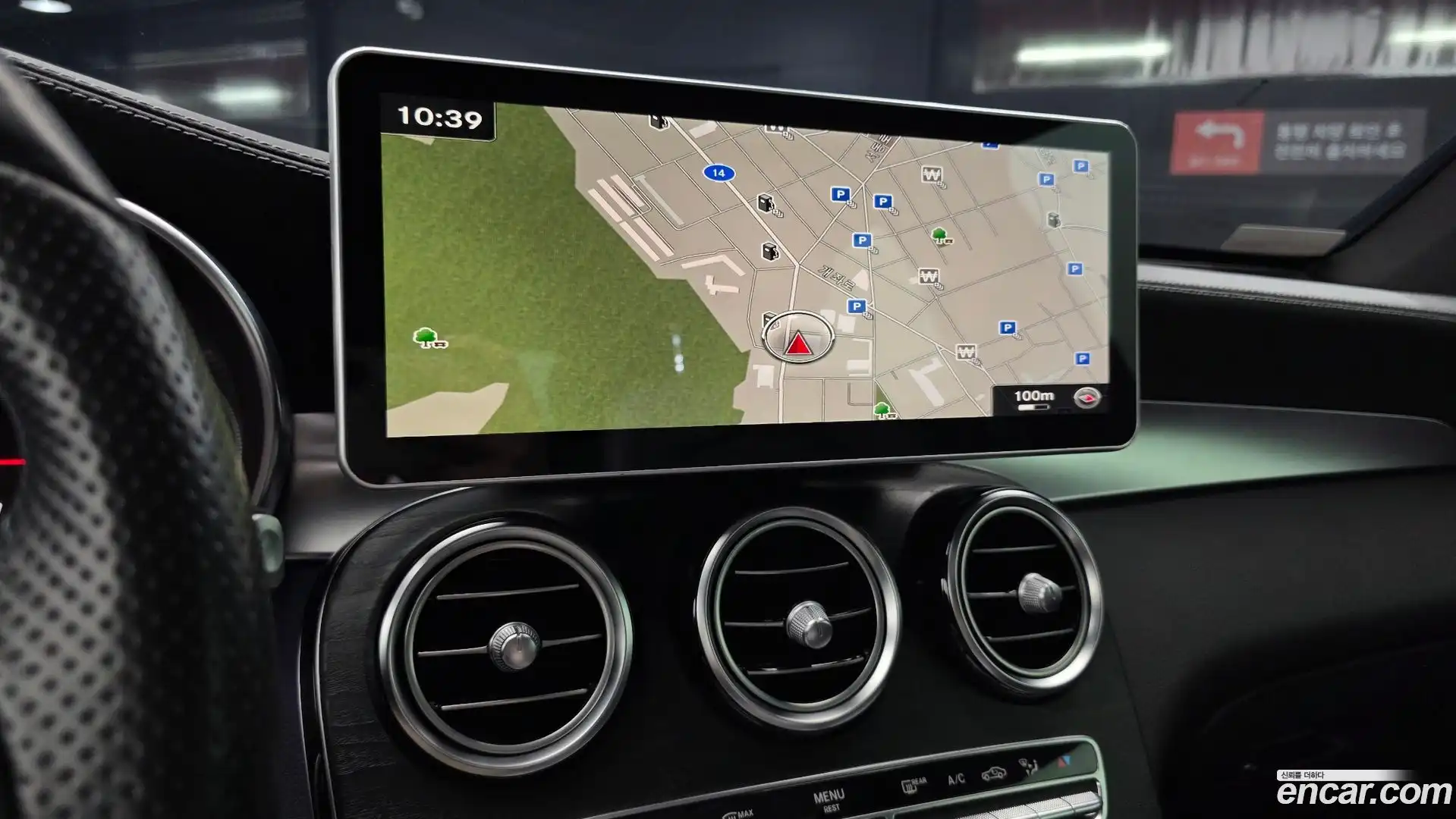 GLC-Class Mercedes-Benz 2017.4-OPTION-018