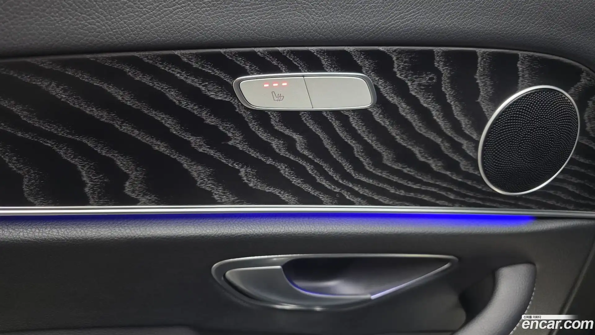 E-Class Mercedes-Benz 2022.2-OPTION-022