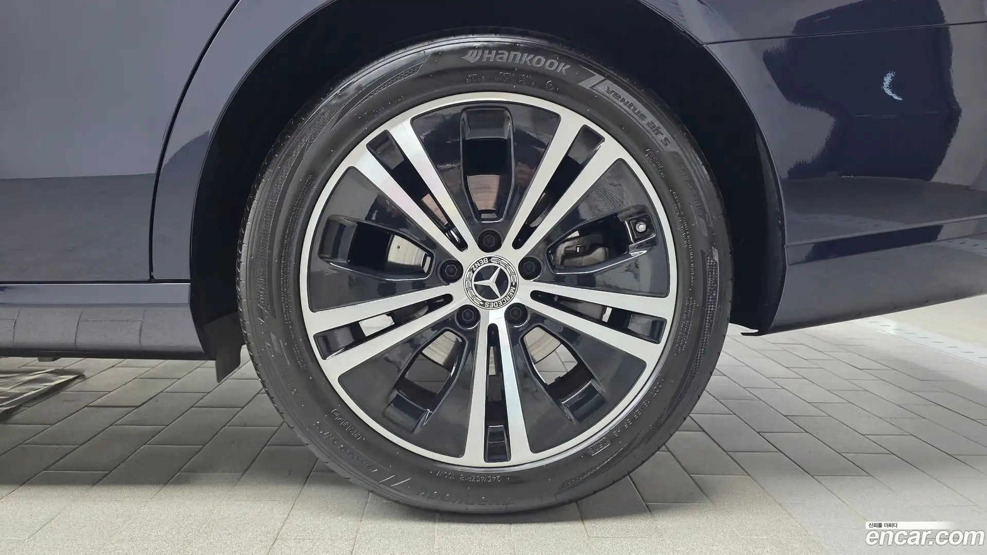 E-Class Mercedes-Benz 2022.2-OUTER-031