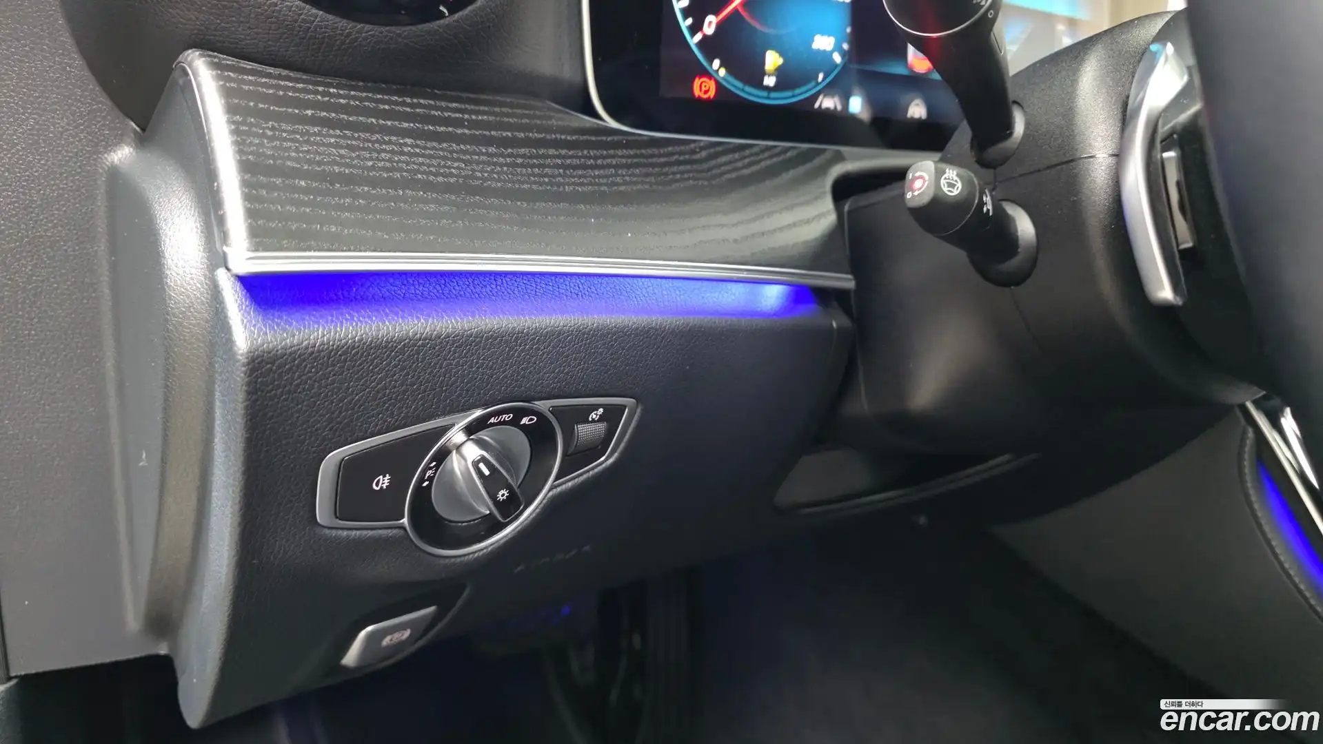 E-Class Mercedes-Benz 2022.2-OPTION-041
