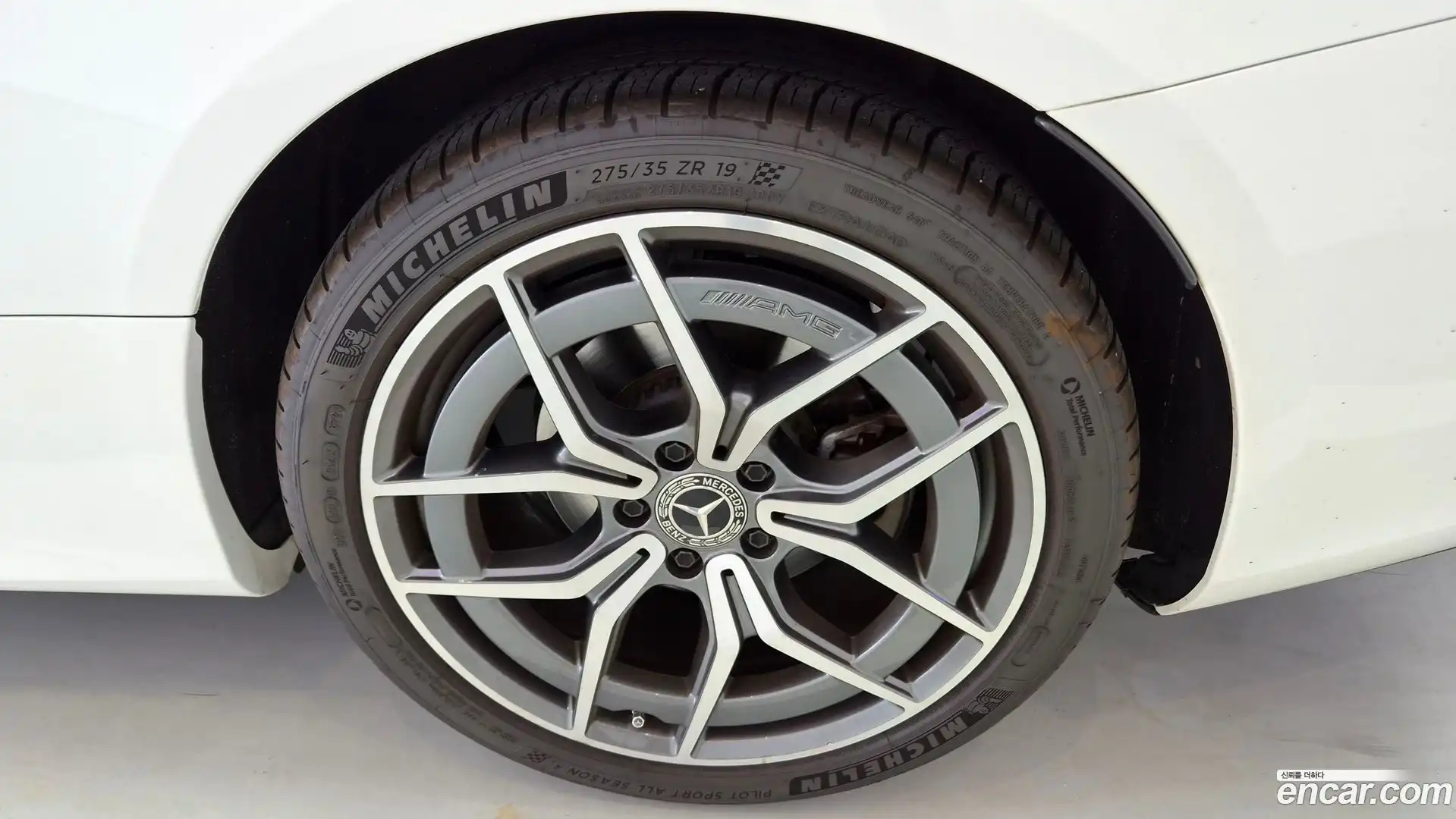E-Class Mercedes-Benz 2023.4-OPTION-017