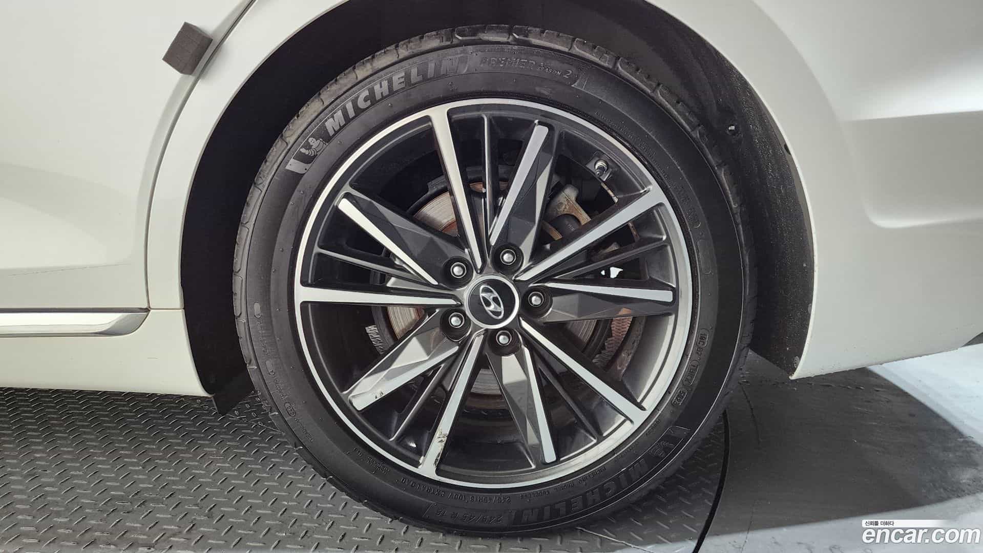 Grandeur Hyundai 2020.6-OUTER-031