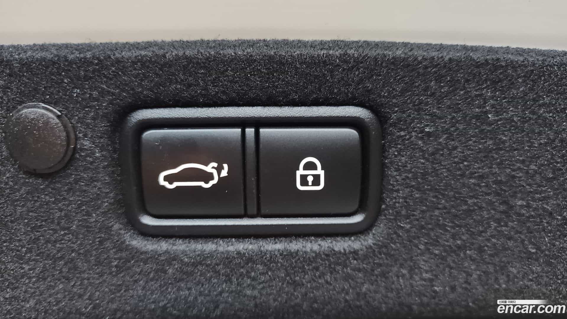 Grandeur Hyundai 2020.6-OPTION-045